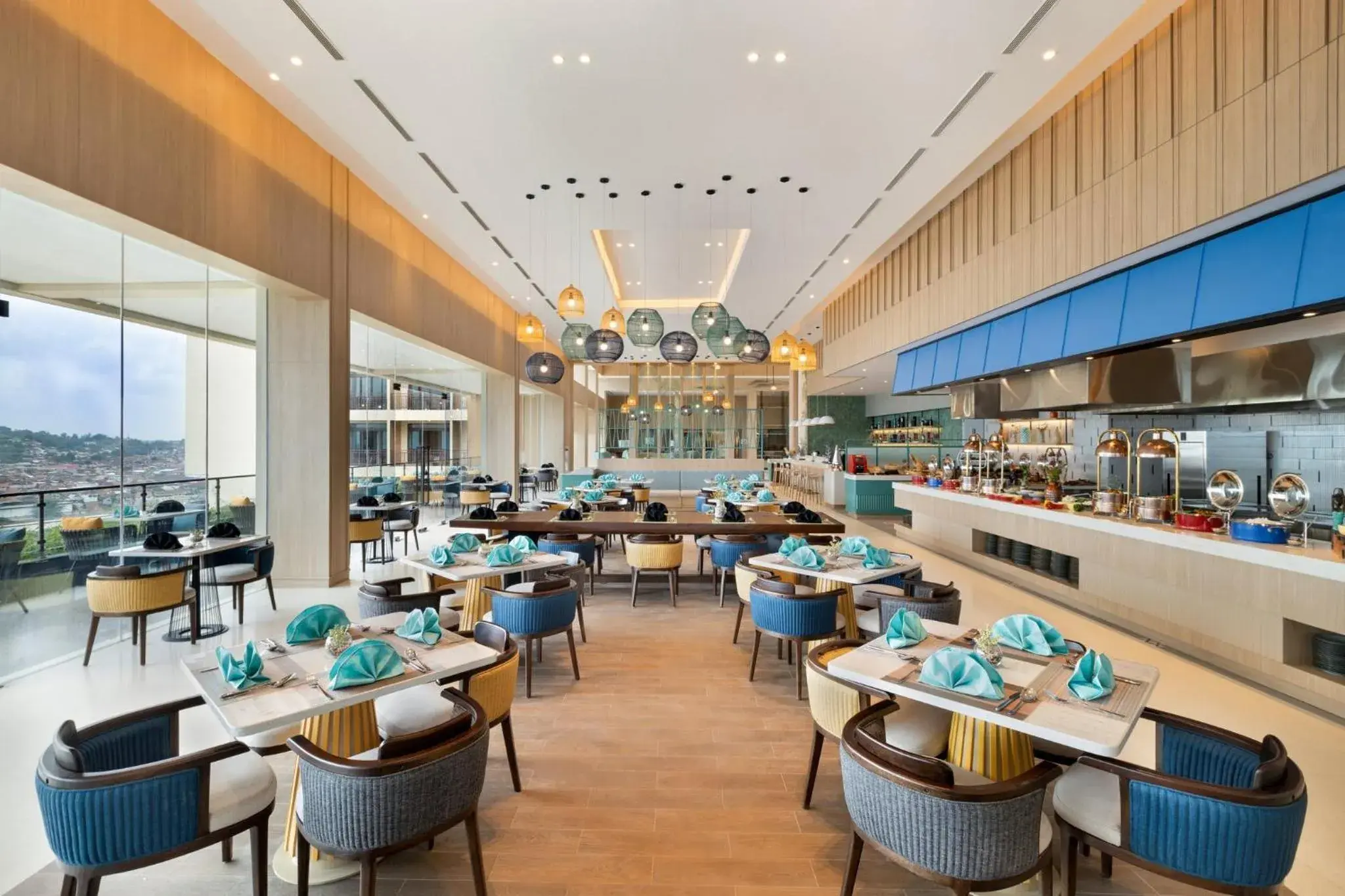 Restaurant/places to eat in Holiday Inn Lampung Bukit Randu by IHG Restaurant/places to eat in Holiday Inn Lampung Bukit Randu by IHG