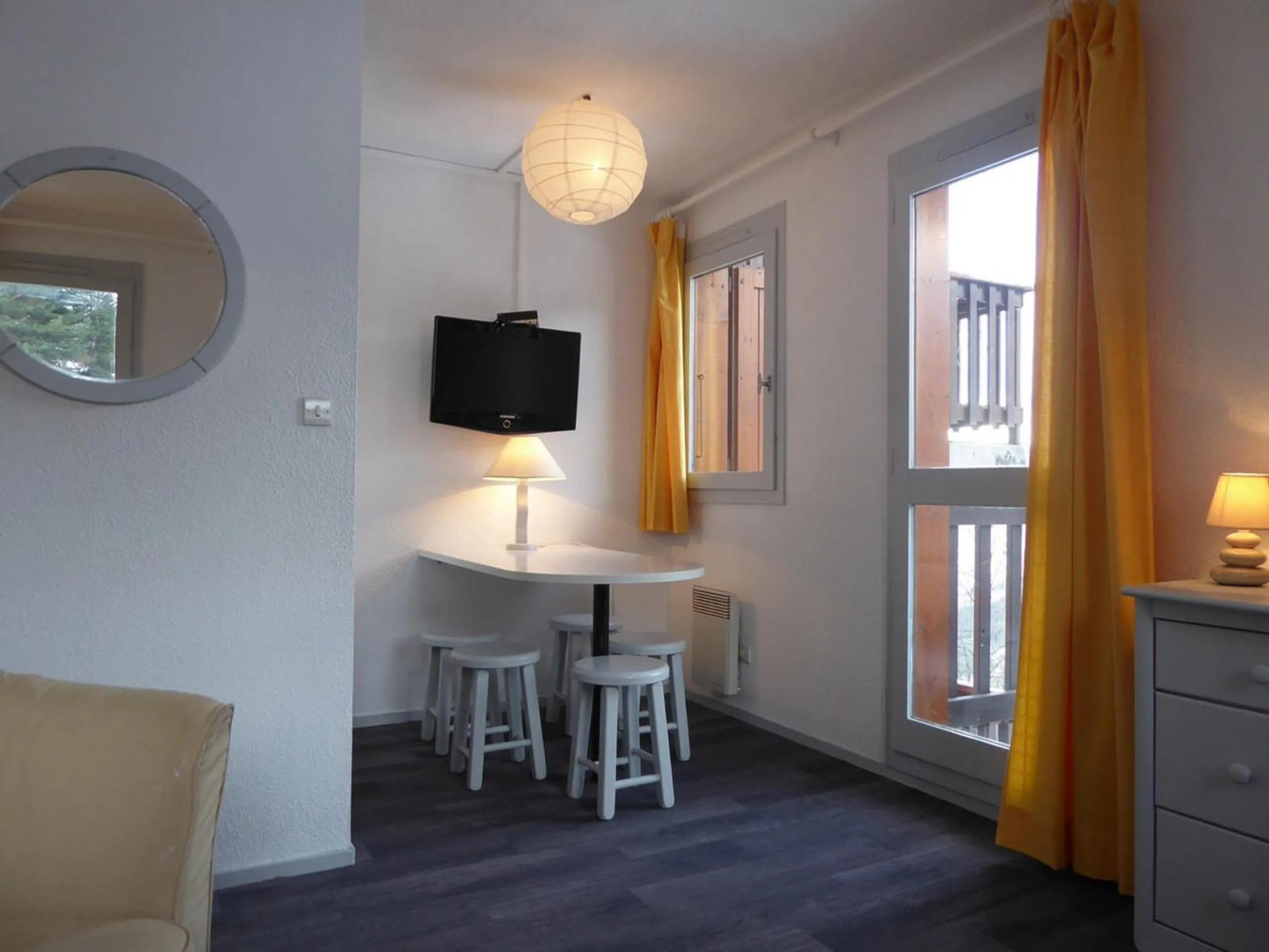 Appartement ski-in/ski-out à Montchavin, 5 pers, balcon - FR-1-329-26