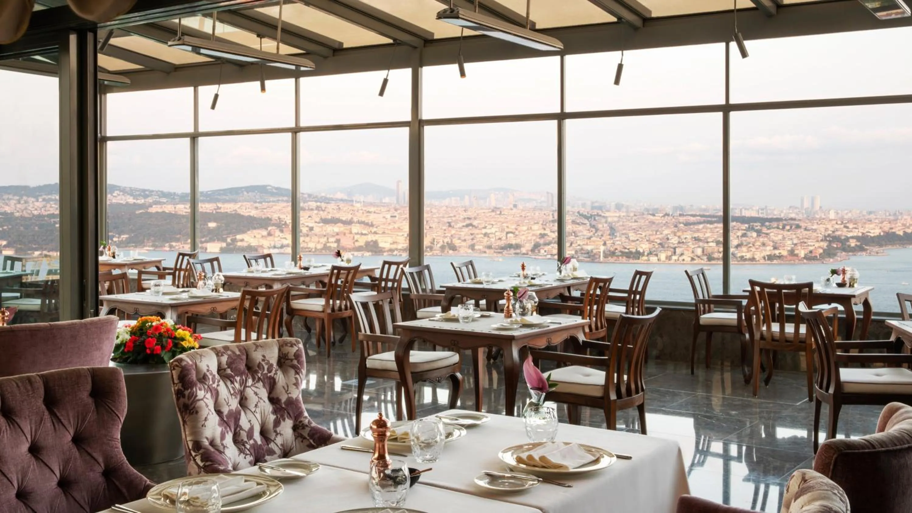 Restaurant/places to eat in InterContinental Istanbul by IHG