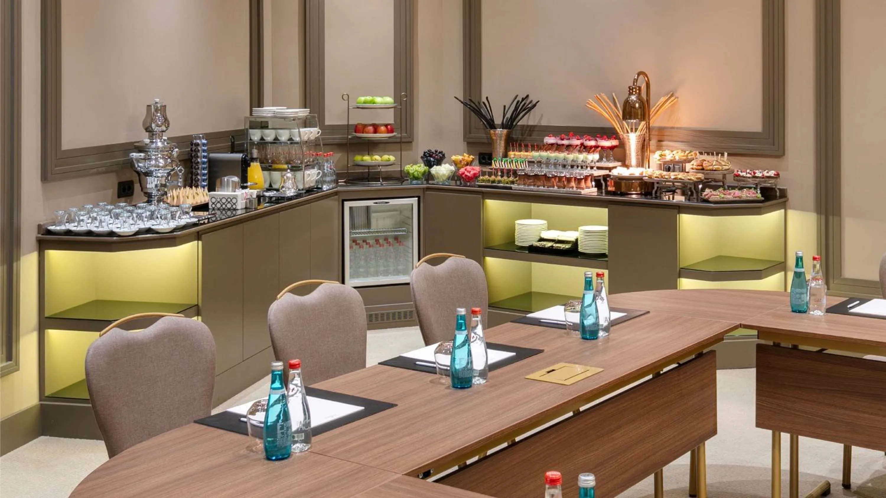 Meeting/conference room in InterContinental Istanbul by IHG