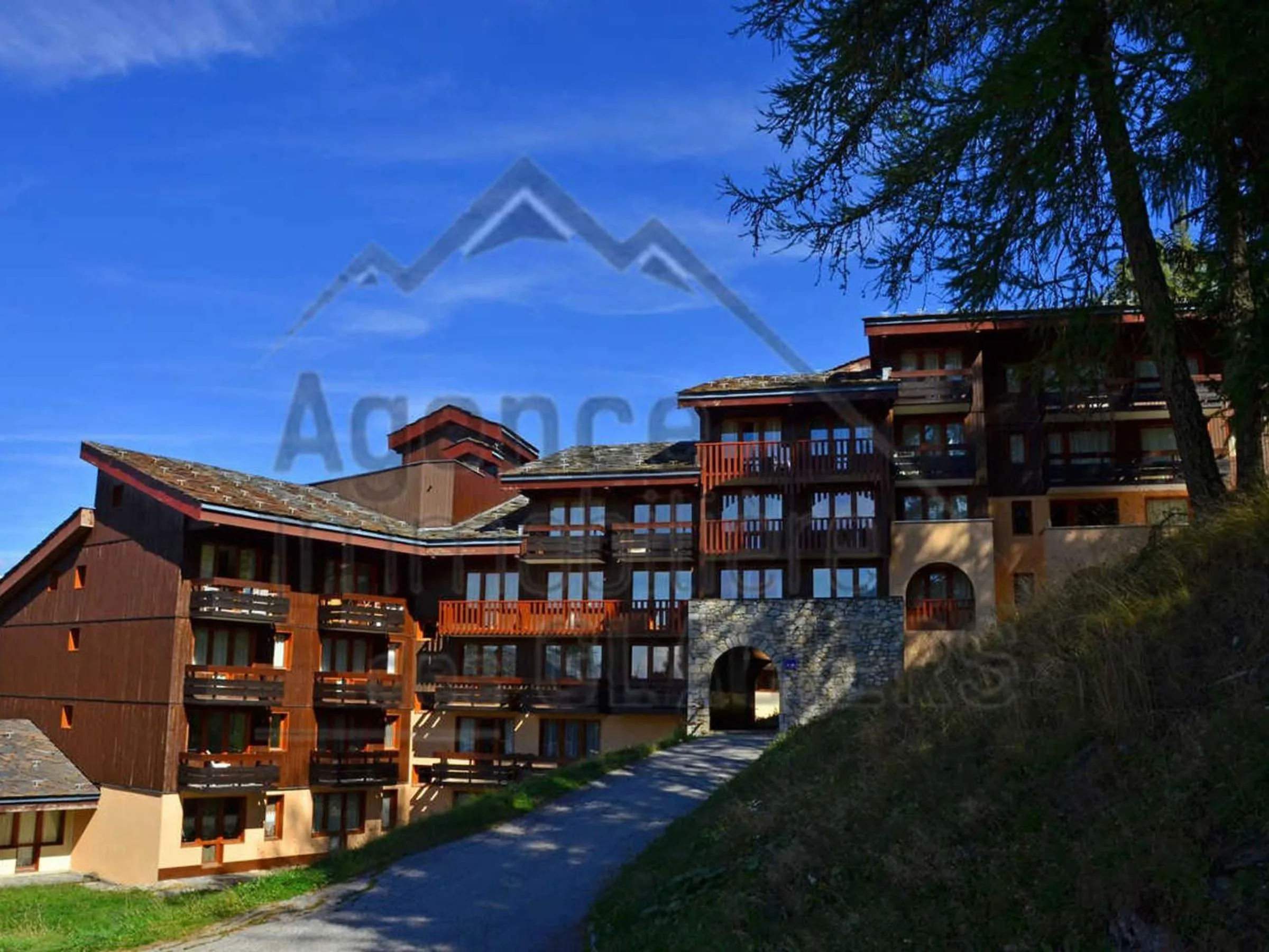 Charmant 2 pièces rénové, 4-5 pers, balcon, proche pistes et commerces, La Plagne Montchavin - FR-1-329-39