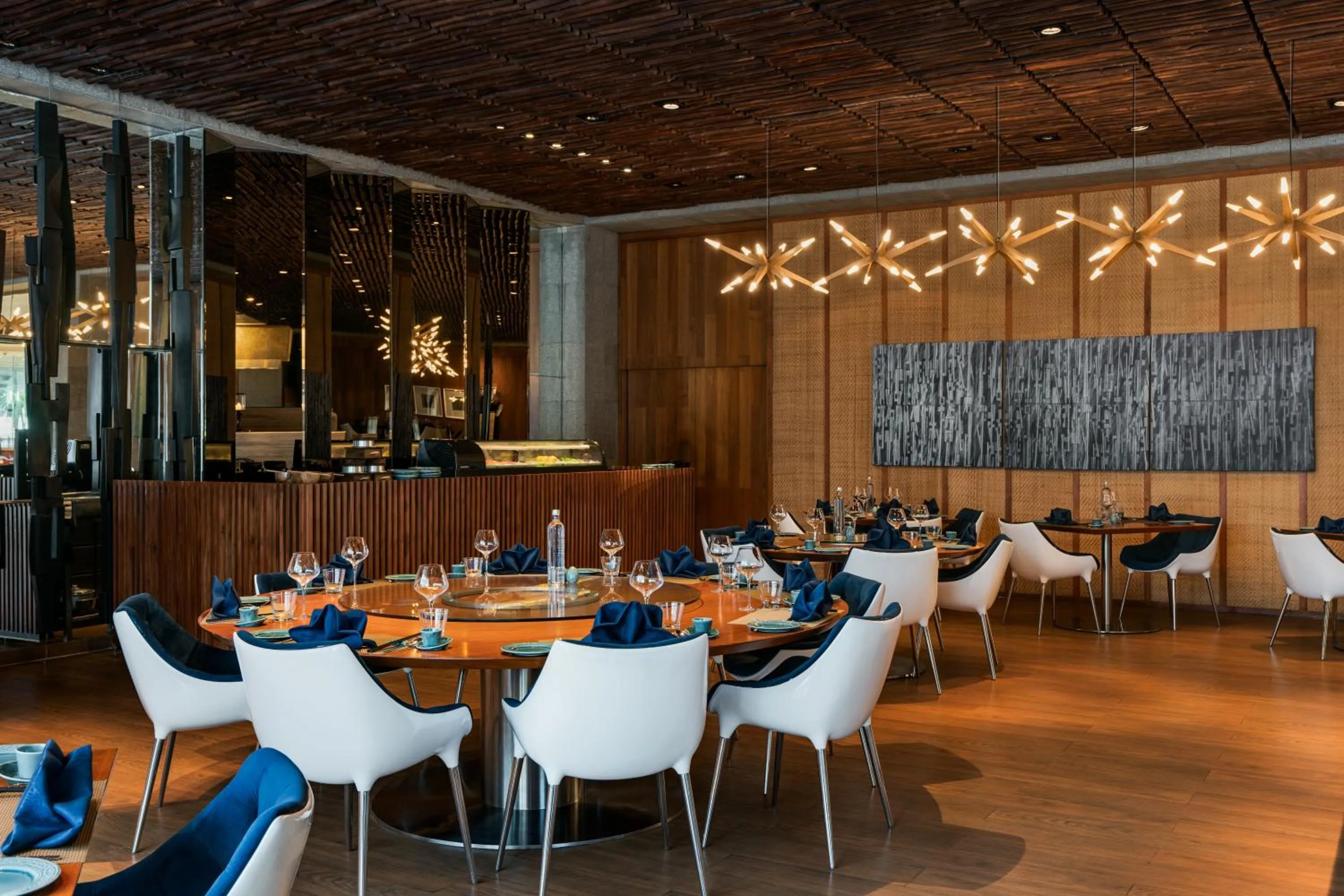 Restaurant/places to eat in Avasa Hotel