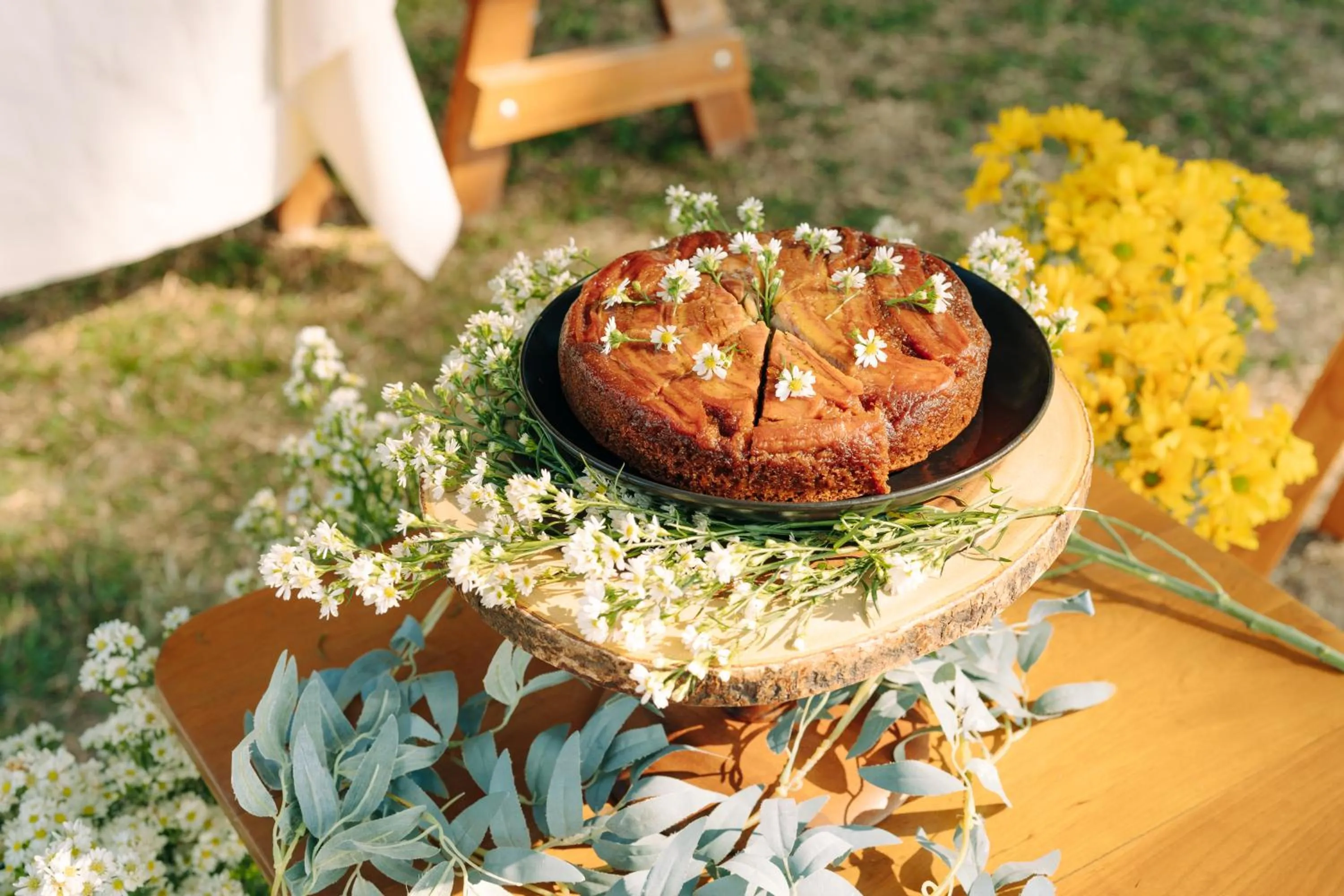 Dining area in The Mangrove Phuket by Blu Monkey