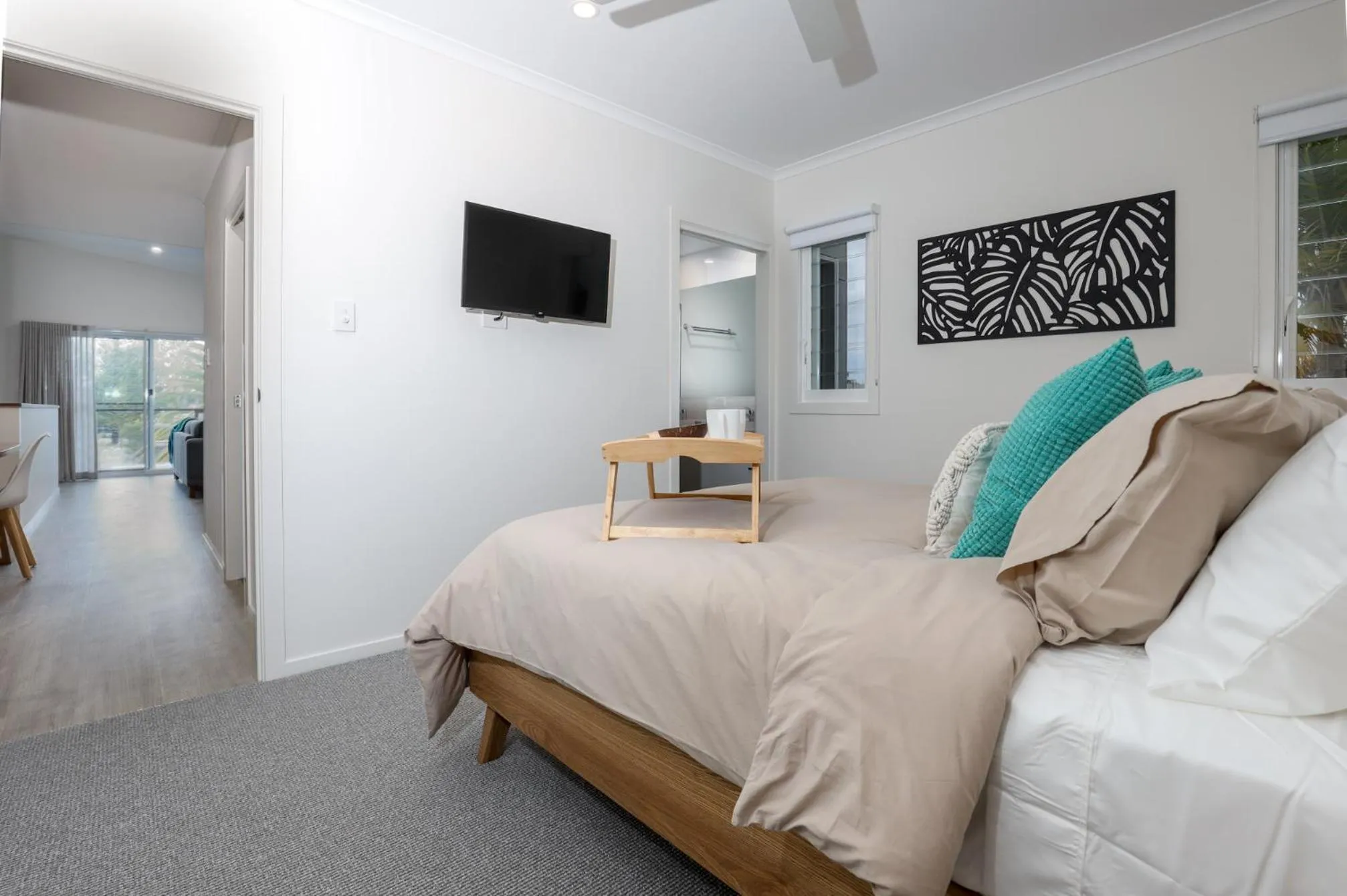 Bedroom, Bed in Moby Dick Waterfront Resort Motel