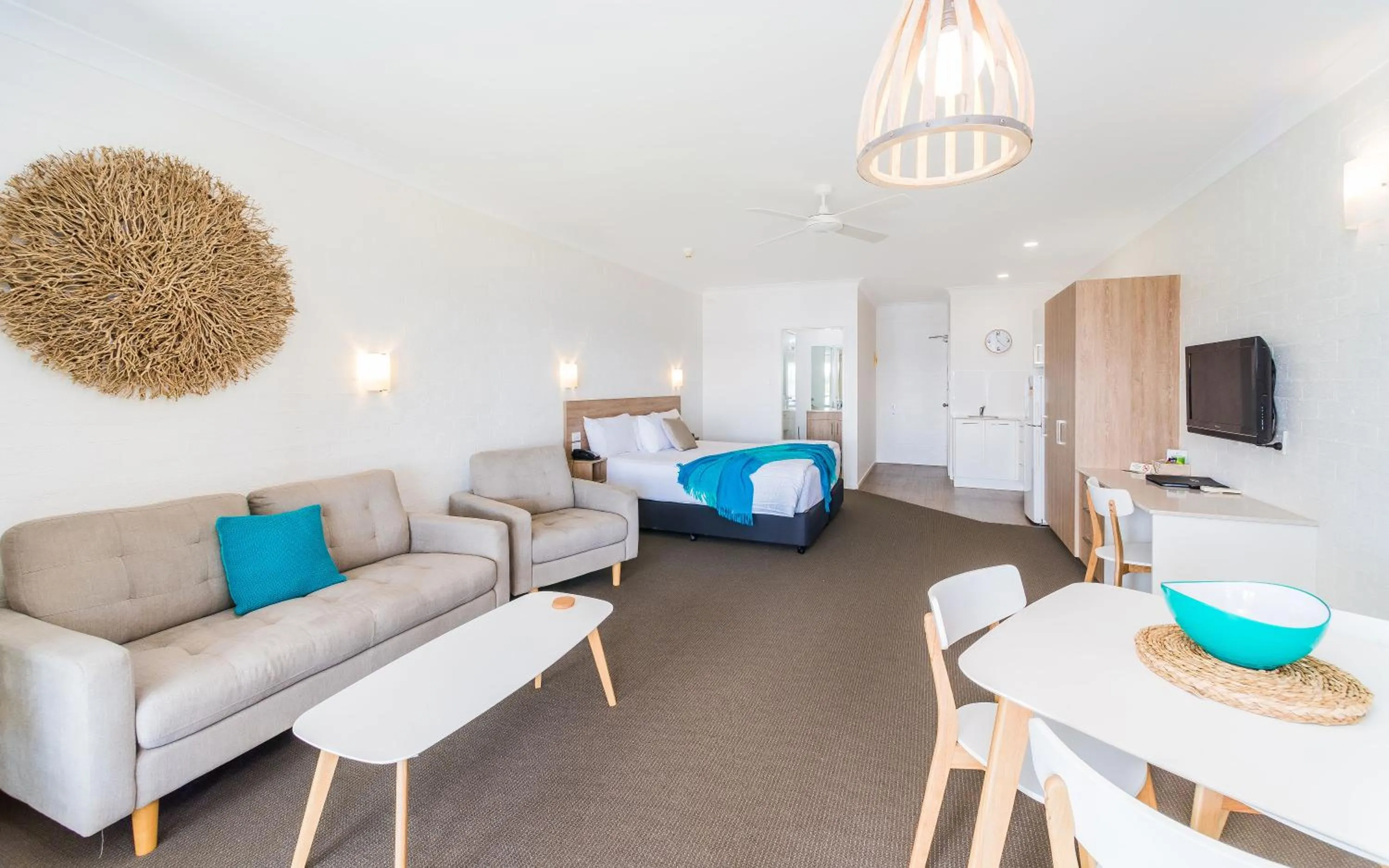 Decorative detail in Moby Dick Waterfront Resort Motel