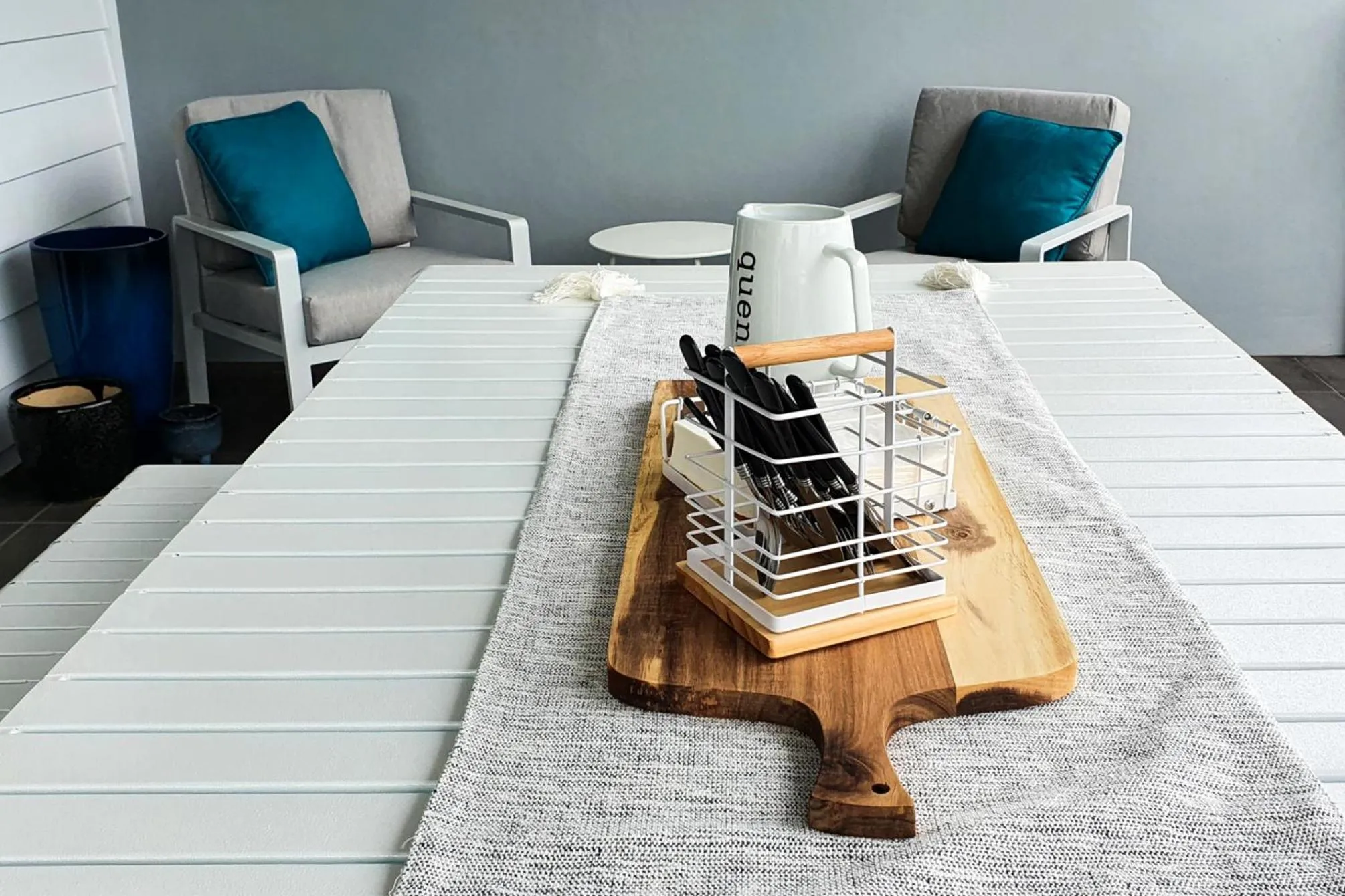 Balcony/Terrace, Bed in Moby Dick Waterfront Resort Motel