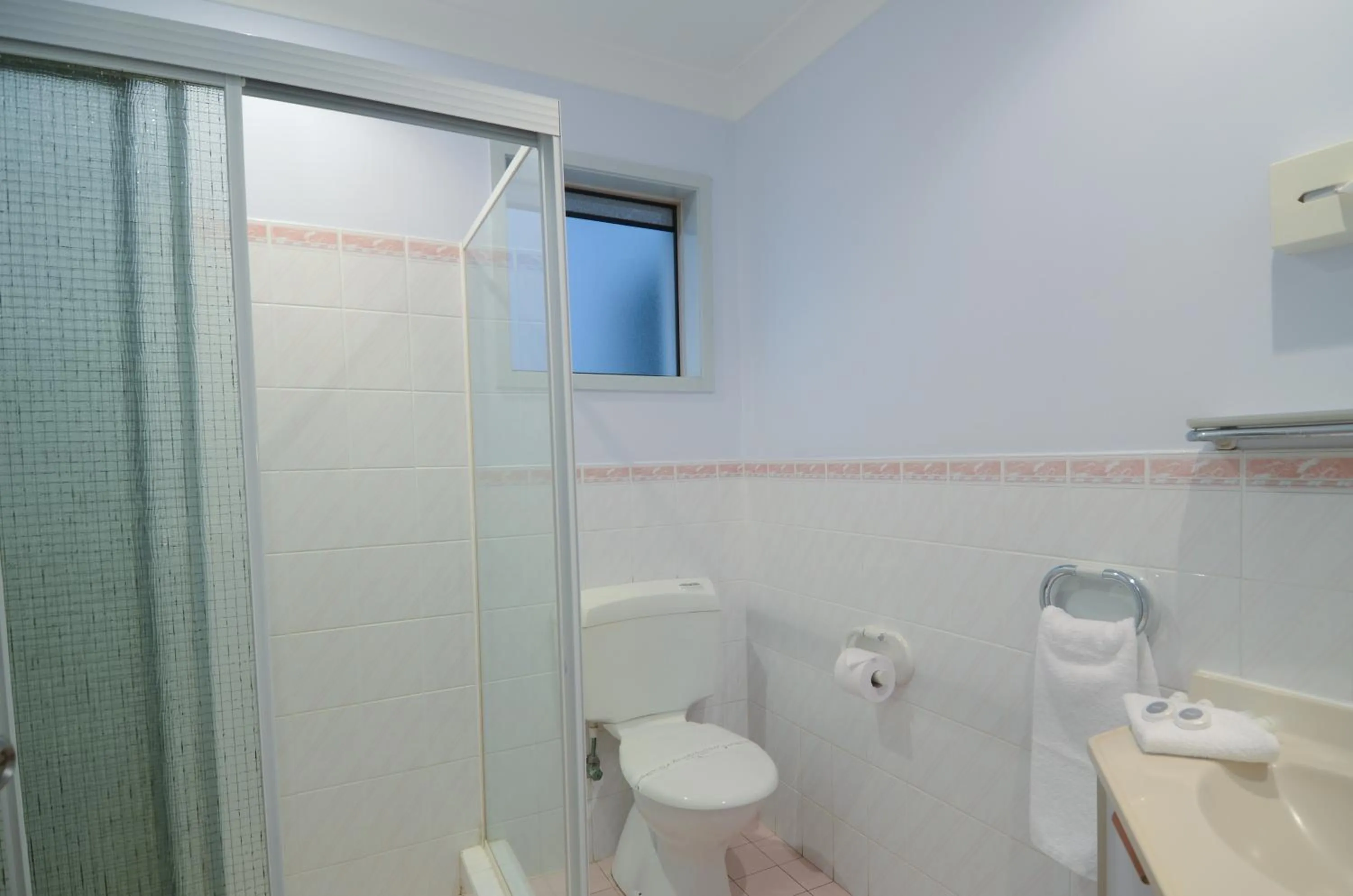 Bathroom in Moby Dick Waterfront Resort Motel