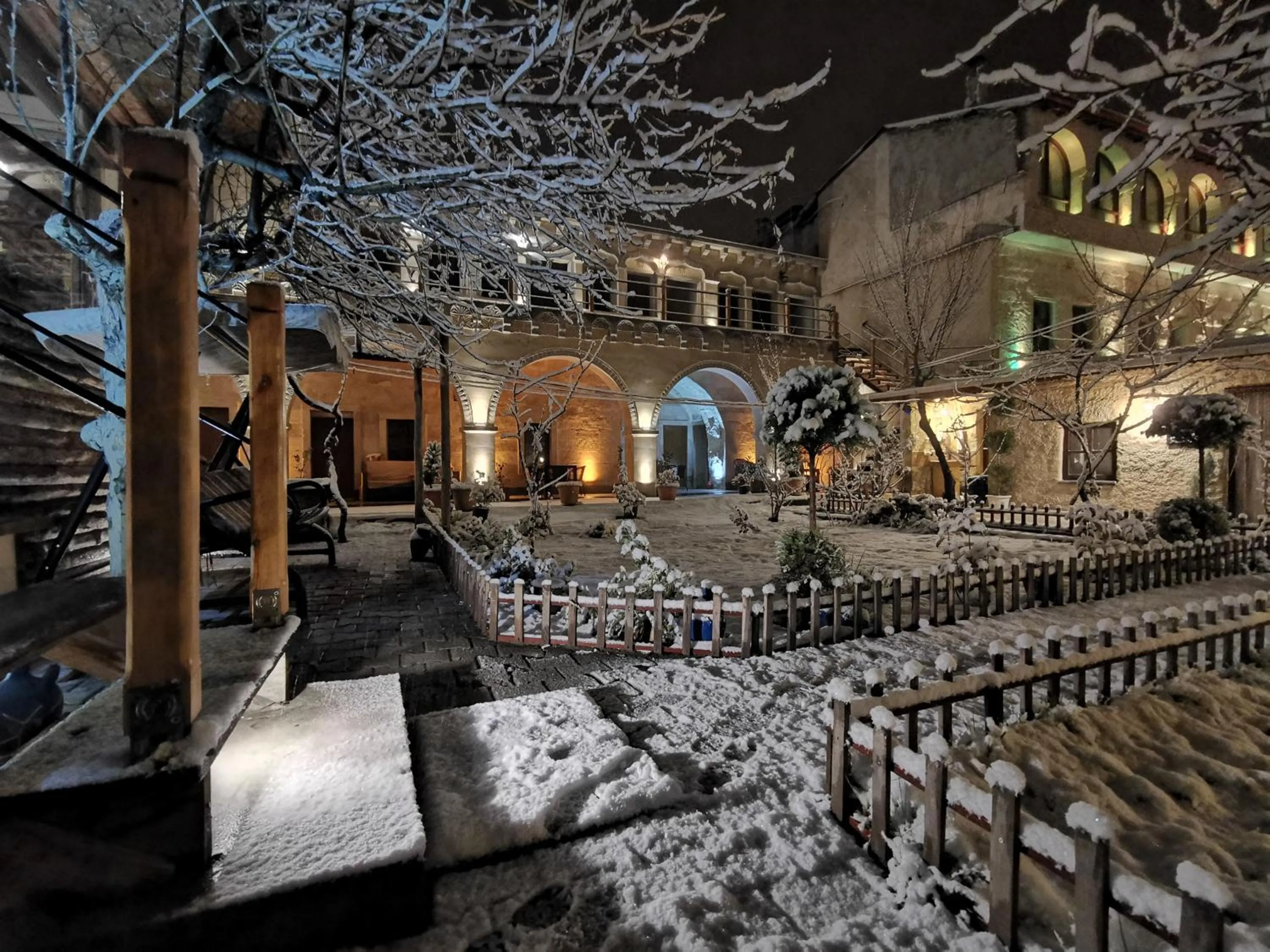 Property building in Falcon Cave Suites