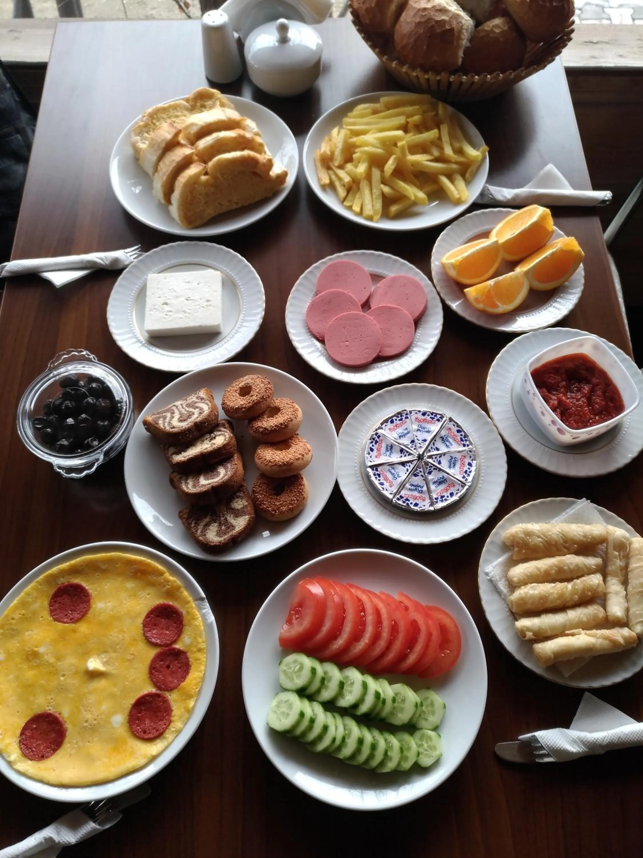 Breakfast in Falcon Cave Suites