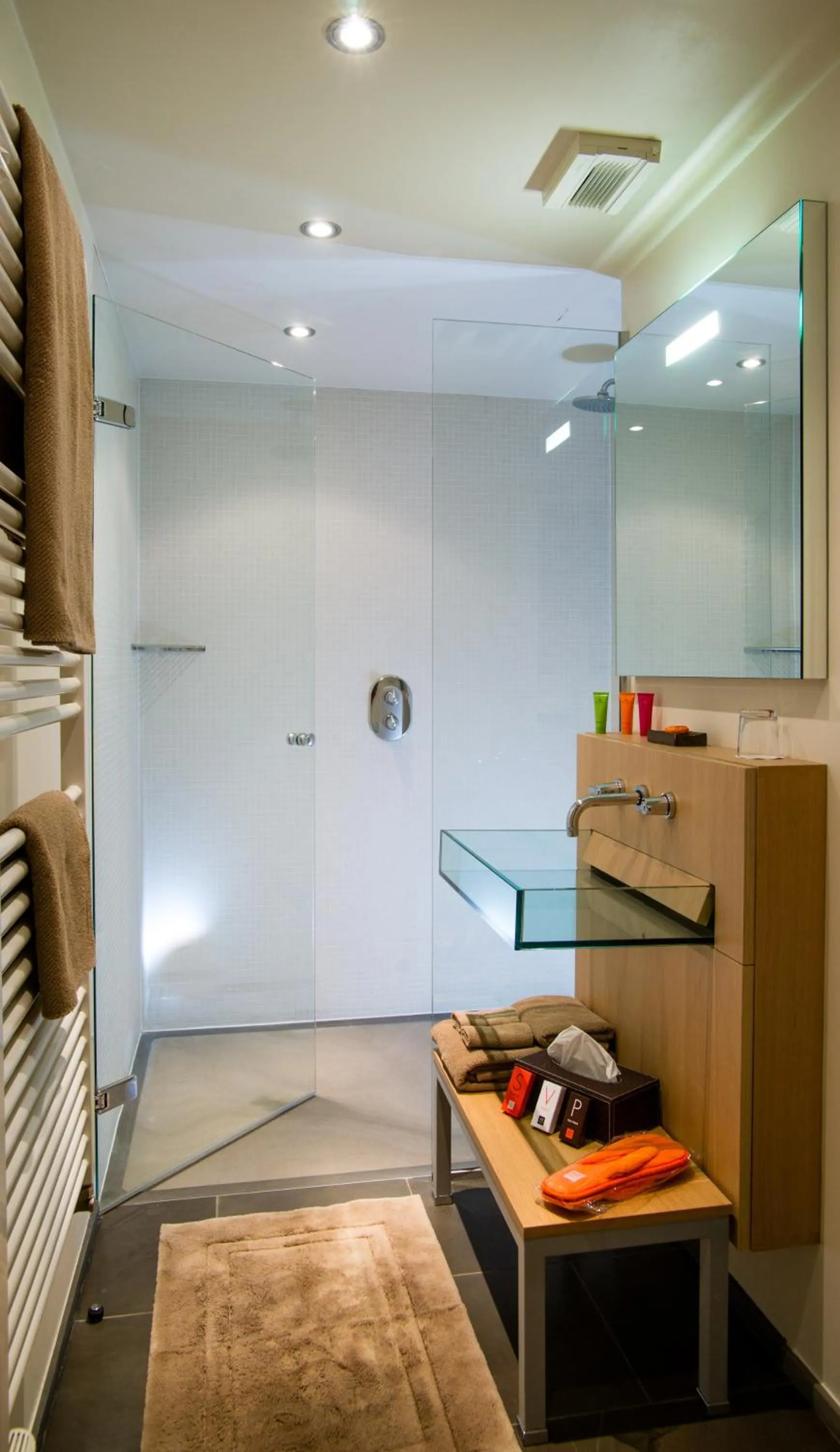 Bathroom in Hotel Alzinn