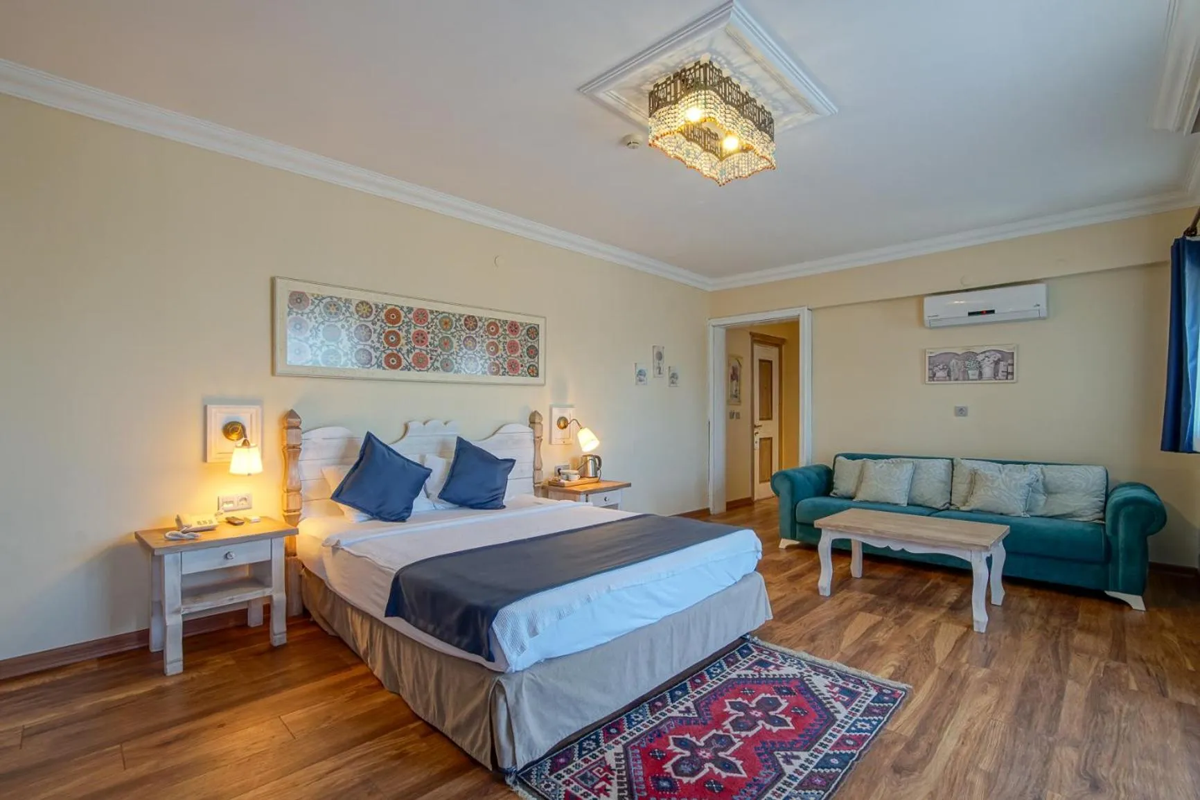 Bed in My Marina Select Hotel