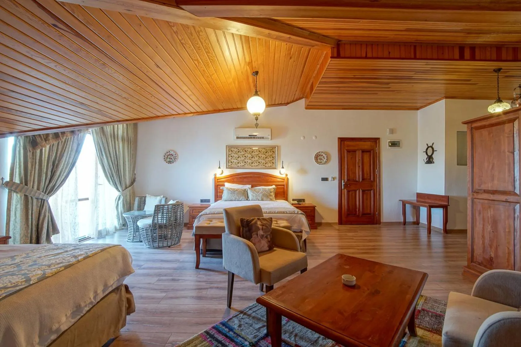 Bed in My Marina Select Hotel