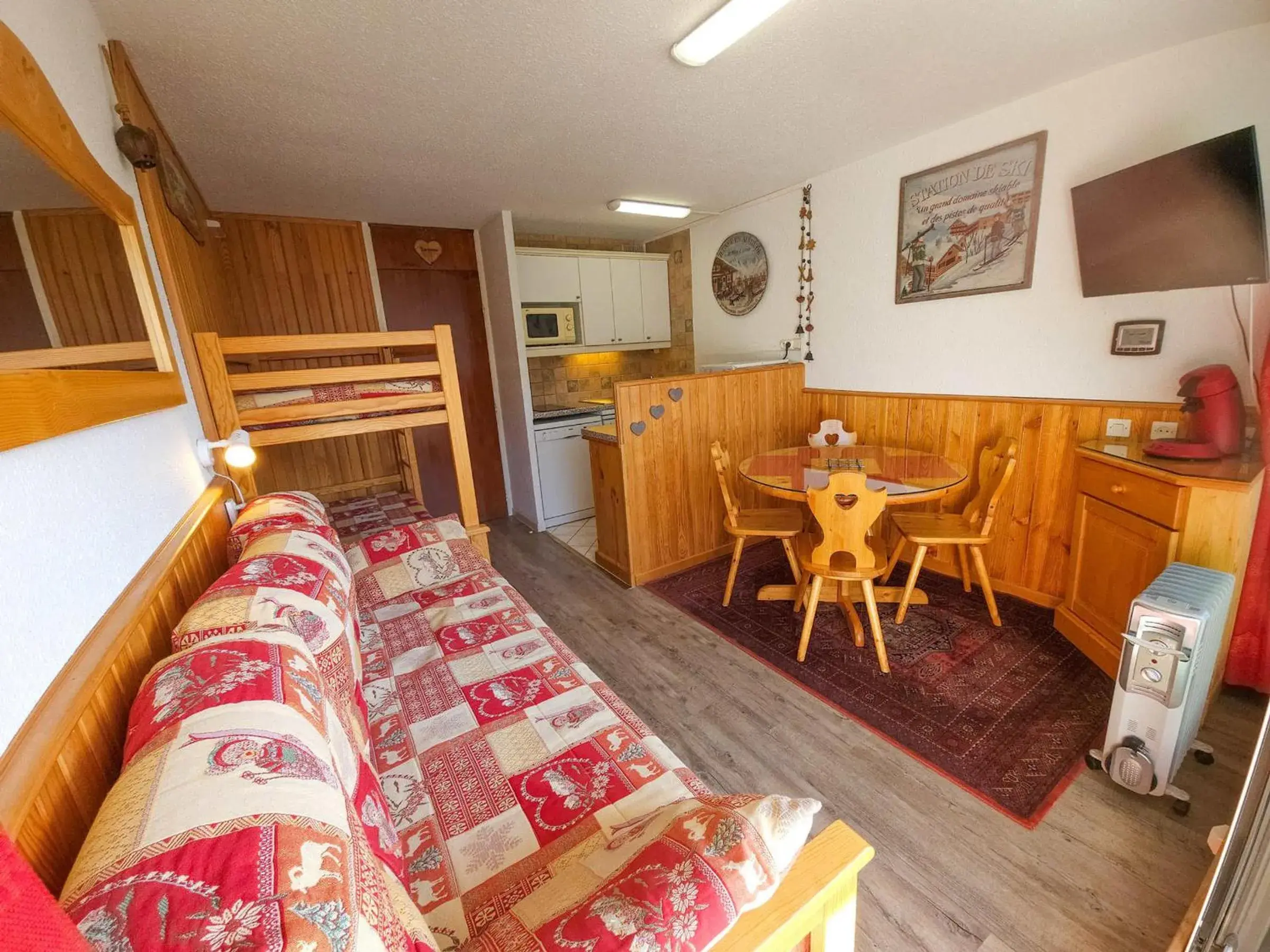 Studio confortable aux Menuires, 3 personnes, balcon sud-ouest - FR-1-452-100 Studio confortable aux Menuires, 3 personnes, balcon sud-ouest - FR-1-452-100
