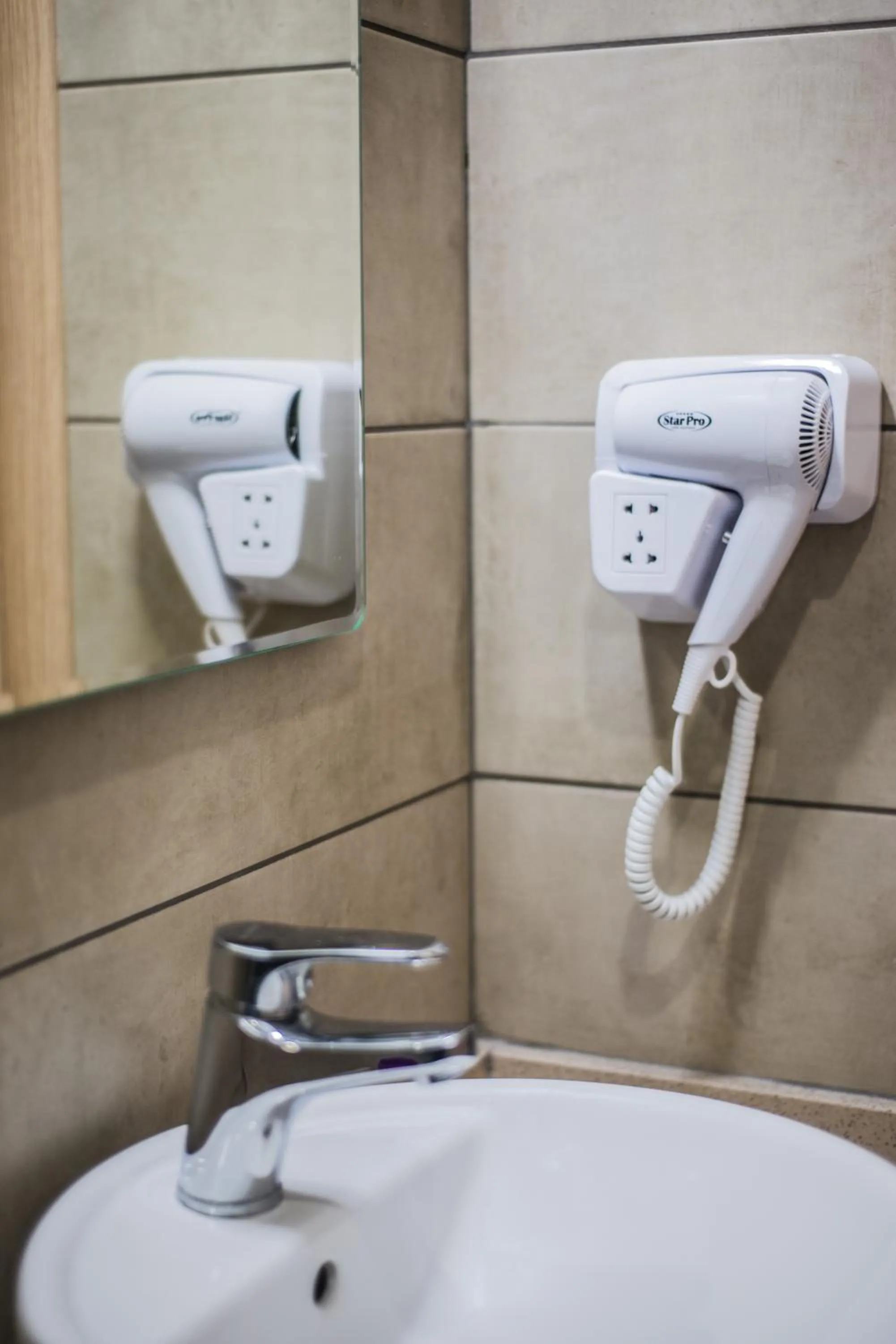 Bathroom in Stefania Studios by Estia