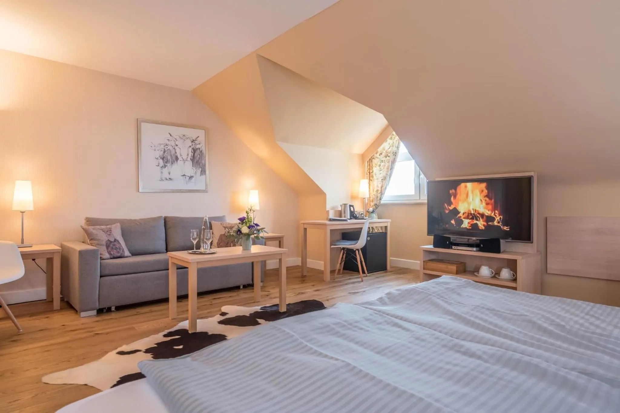 Photo of the whole room, Bed in Ammersee-Hotel