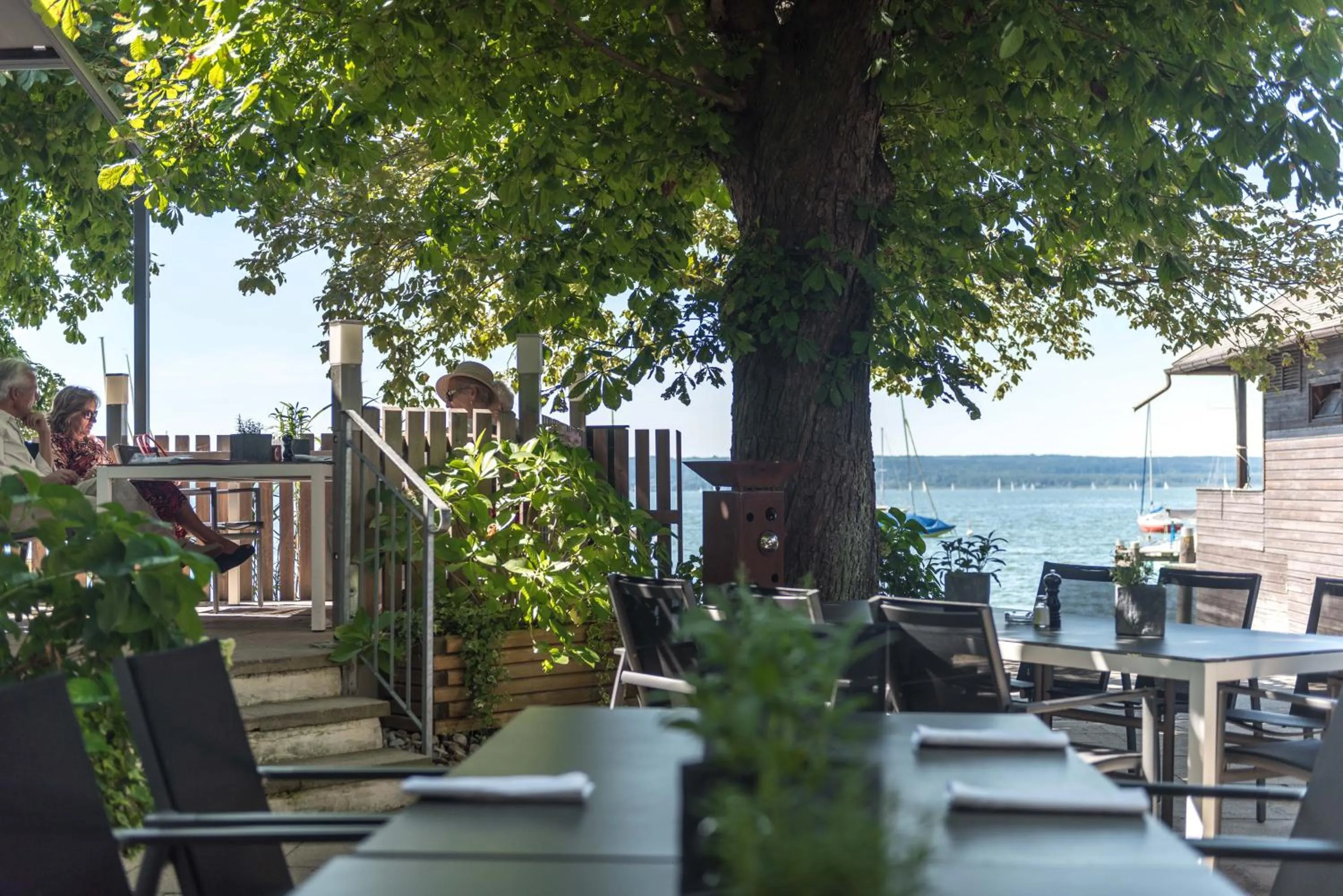 Restaurant/places to eat in Ammersee-Hotel