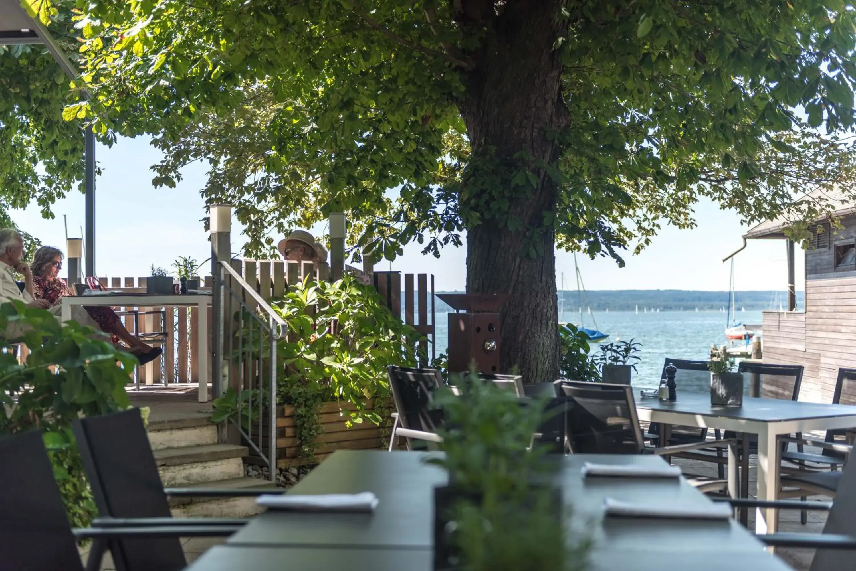 Restaurant/places to eat in Ammersee-Hotel Restaurant/places to eat in Ammersee-Hotel