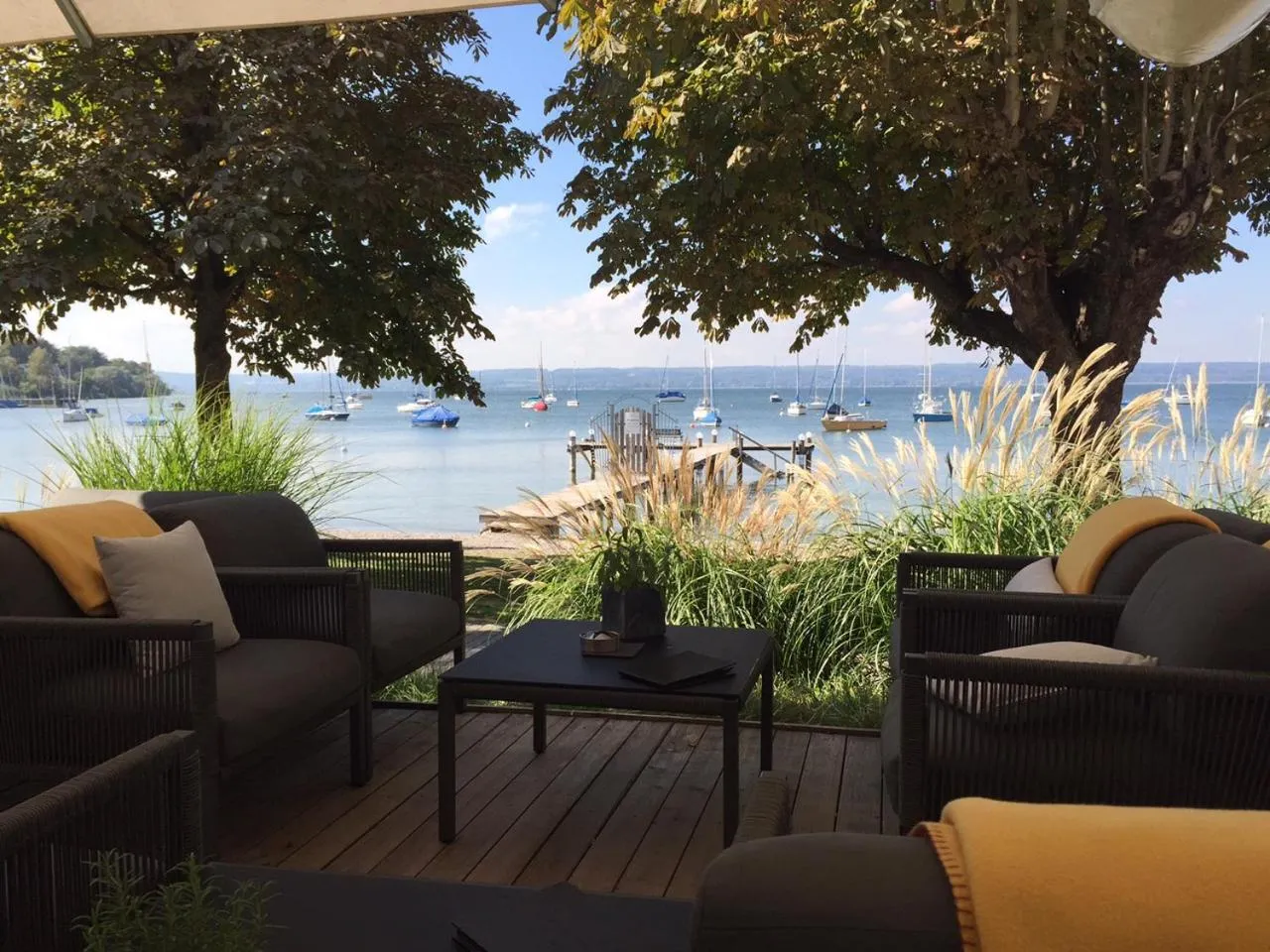 Lounge or bar in Ammersee-Hotel