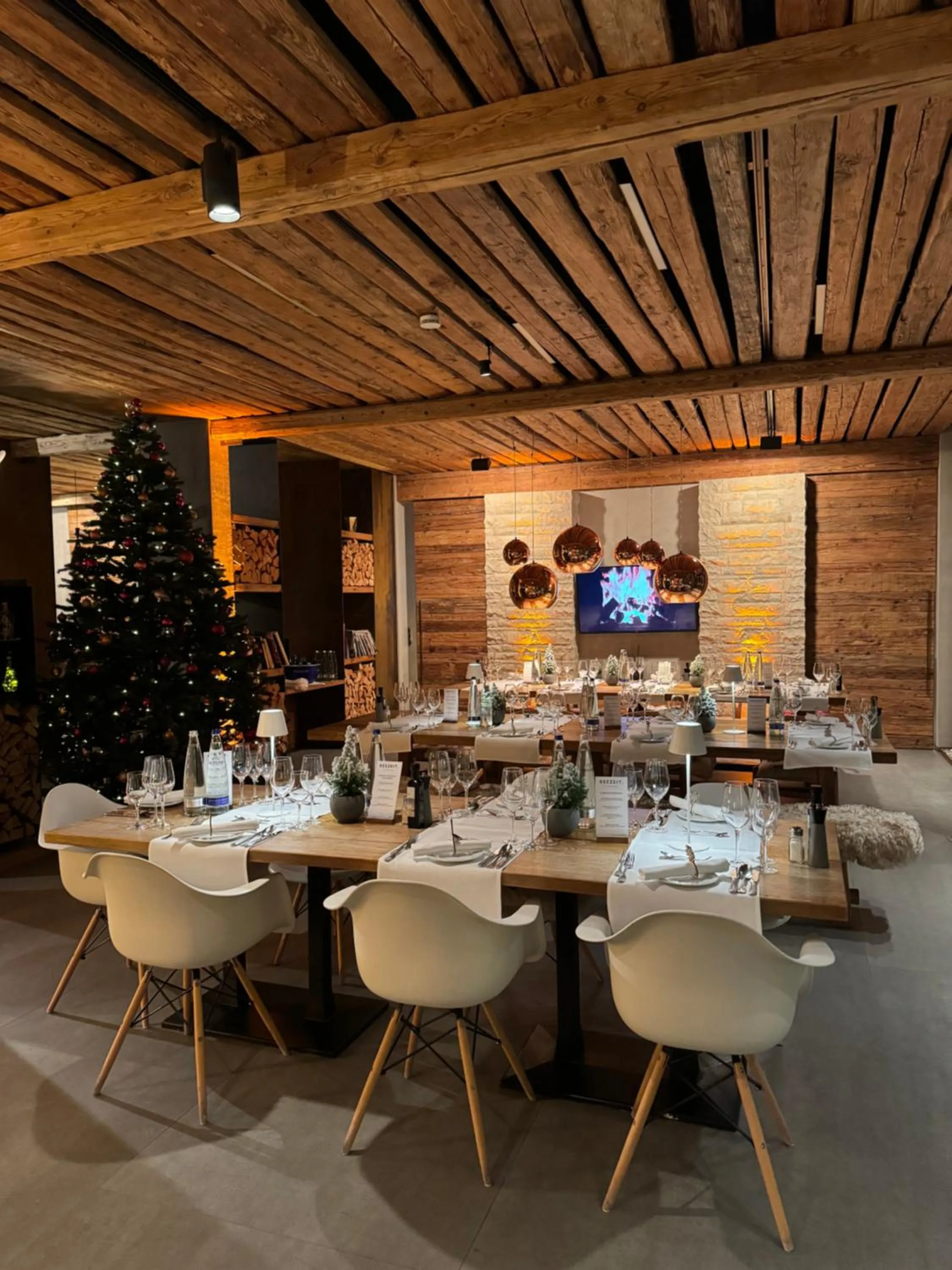 Restaurant/places to eat in Ammersee-Hotel