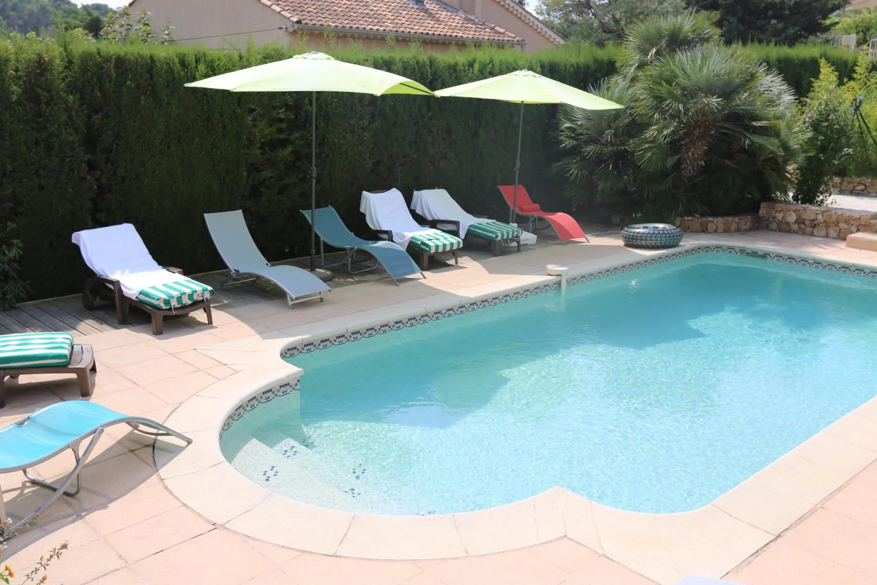 Swimming pool in La Bastide des Pins