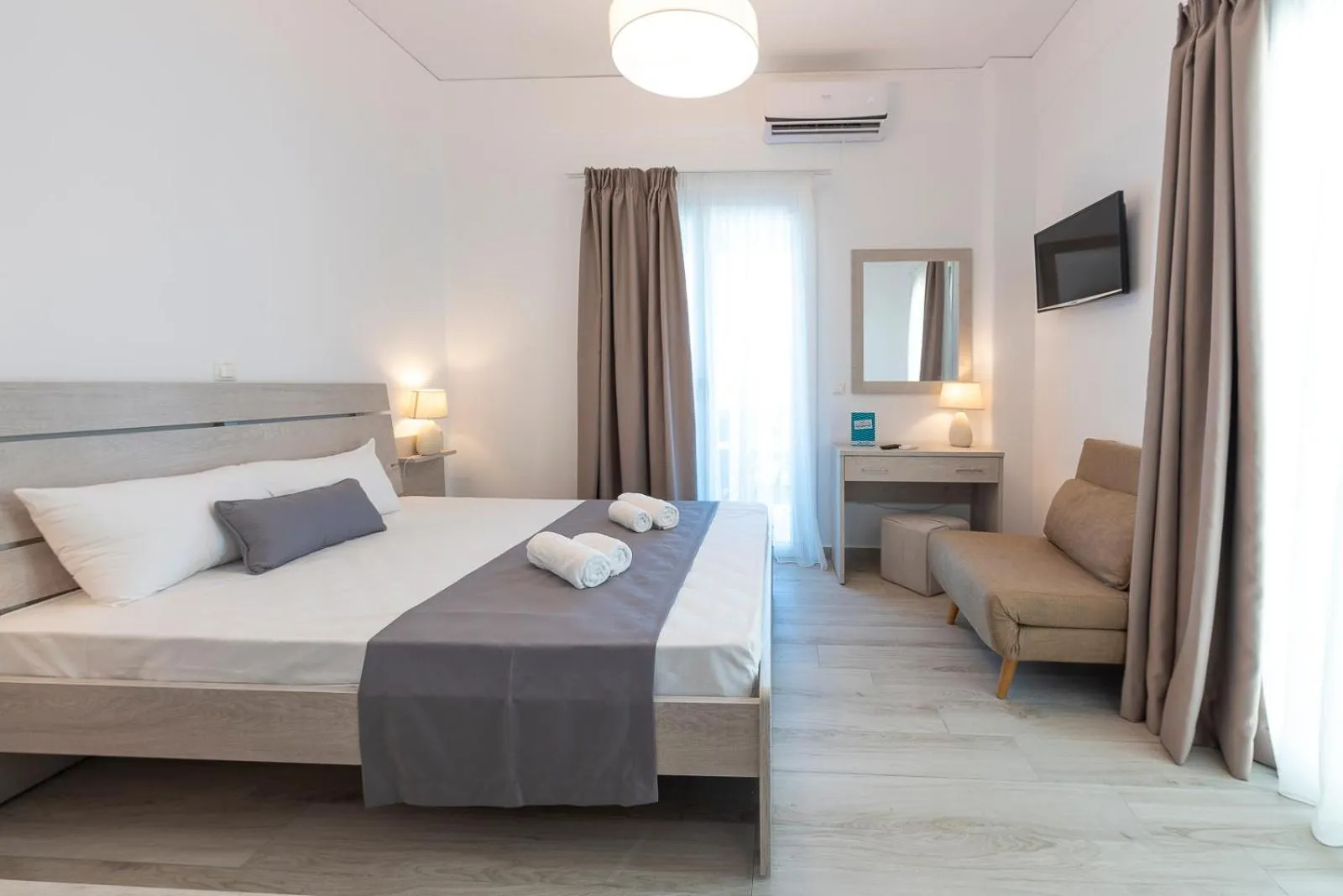 Bed in Paraskevas Boutique Hotel