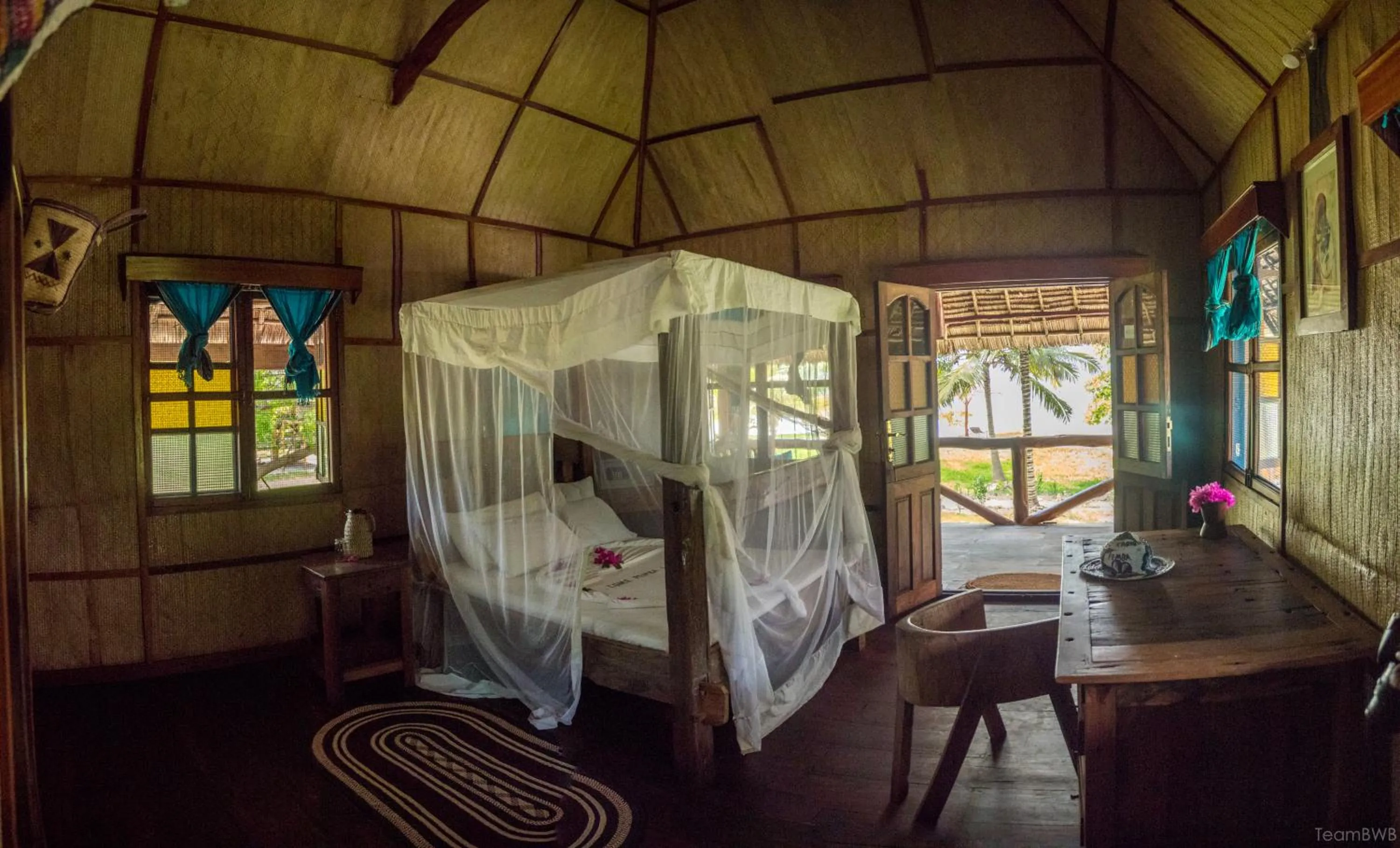 Photo of the whole room in Pemba Eco Lodge