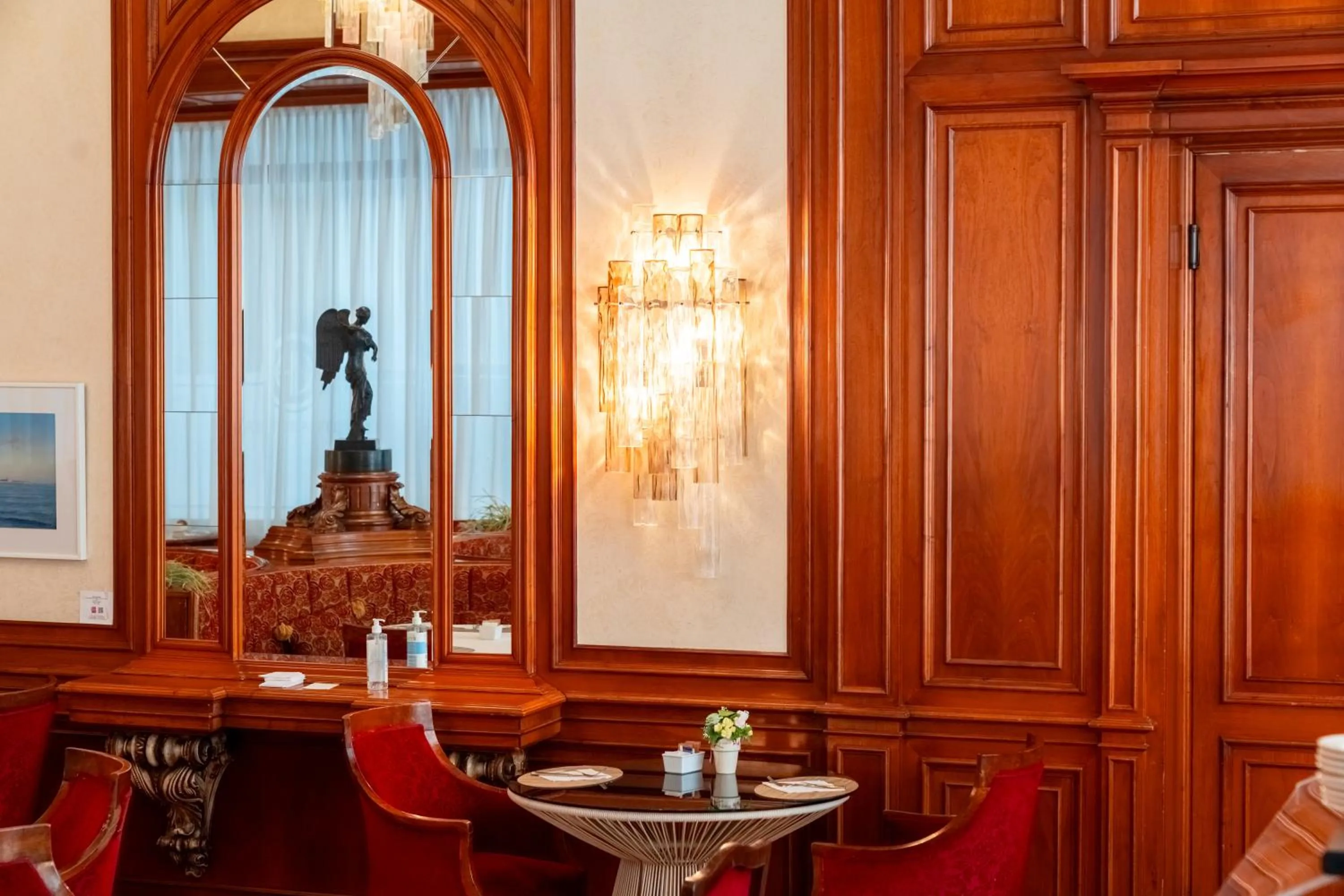 Restaurant/places to eat in Hotel Vittoria