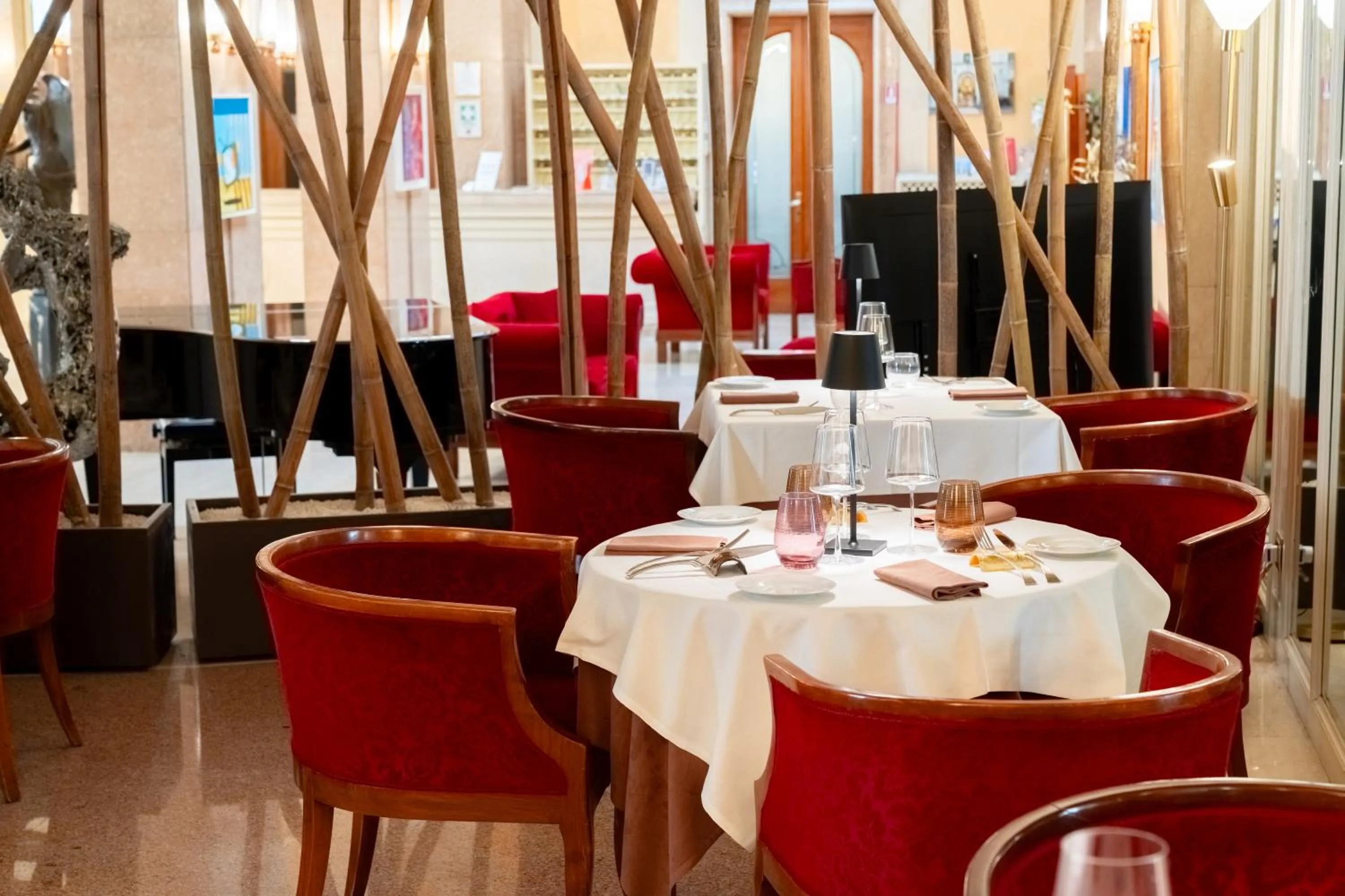 Restaurant/places to eat in Hotel Vittoria