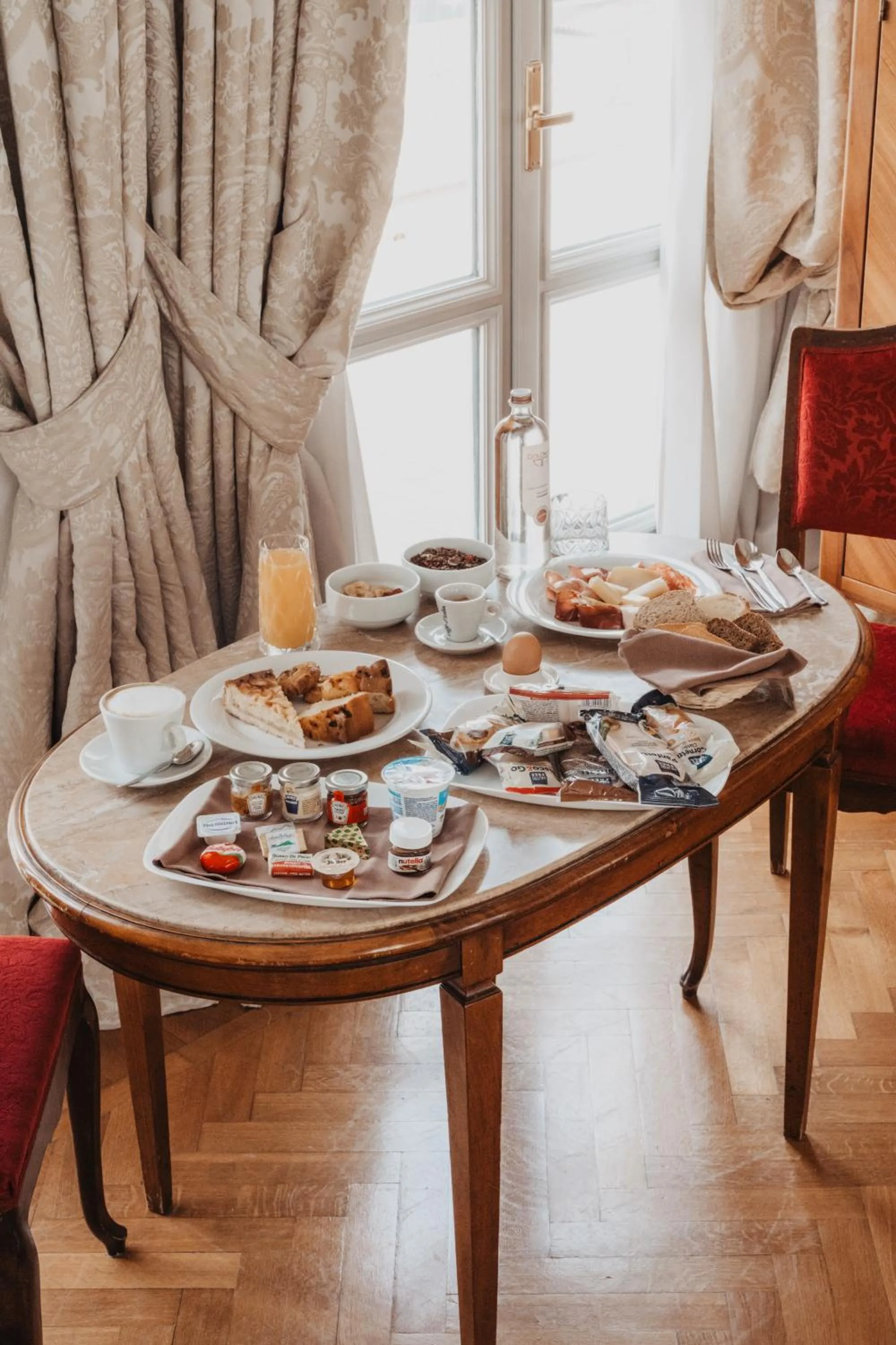 Food in Hotel Vittoria