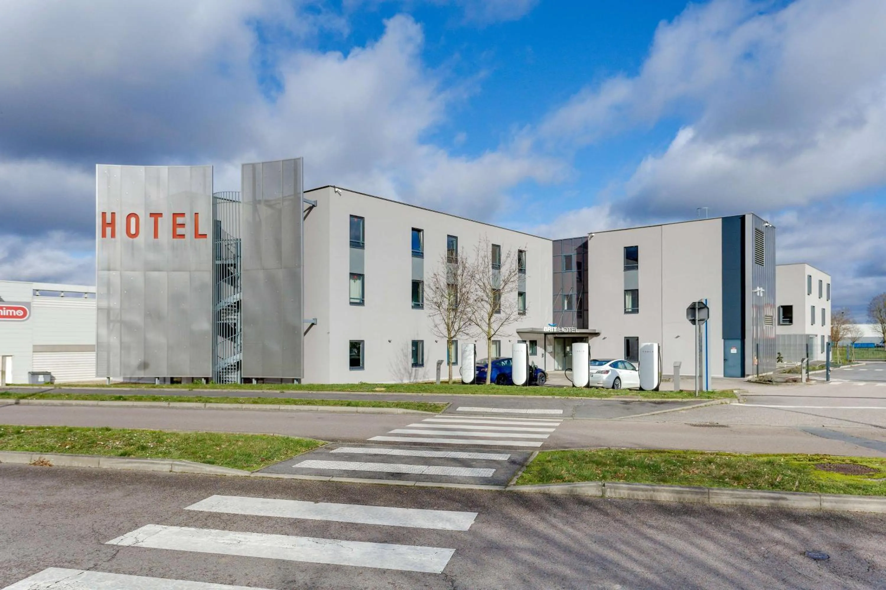 Property building in Brit Hotel Confort Saint-Dizier