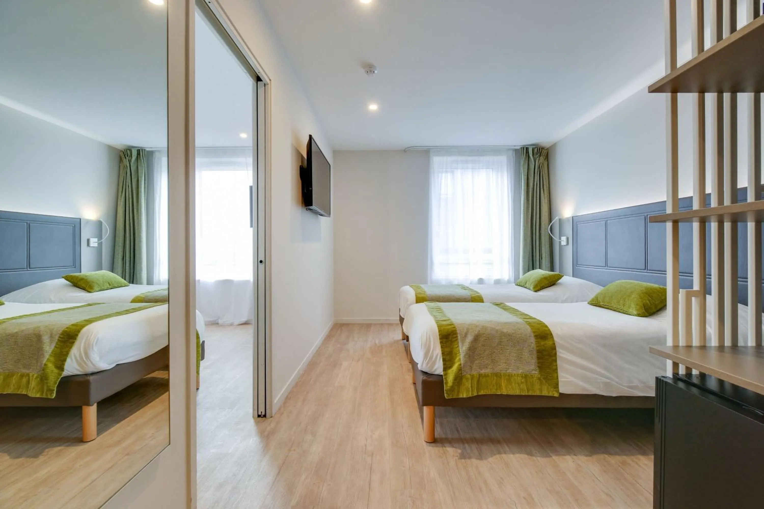 Bedroom, Bed in Brit Hotel Confort Saint-Dizier