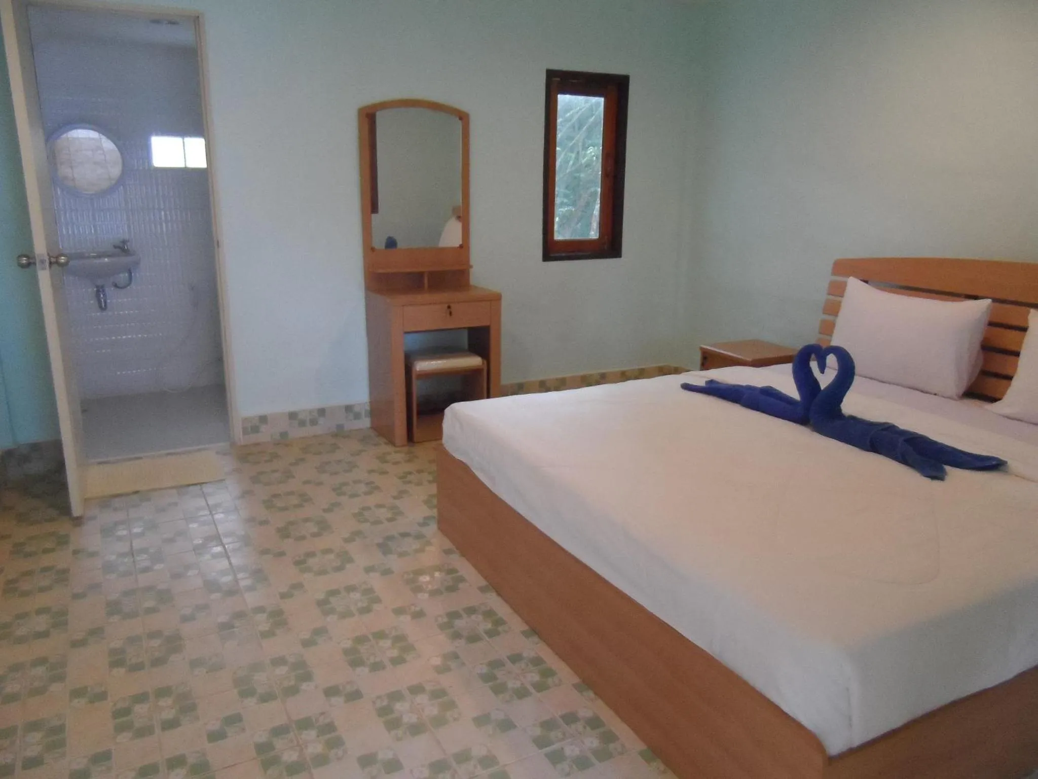 Bedroom, Bed in Jungle Hill Beach Bungalow