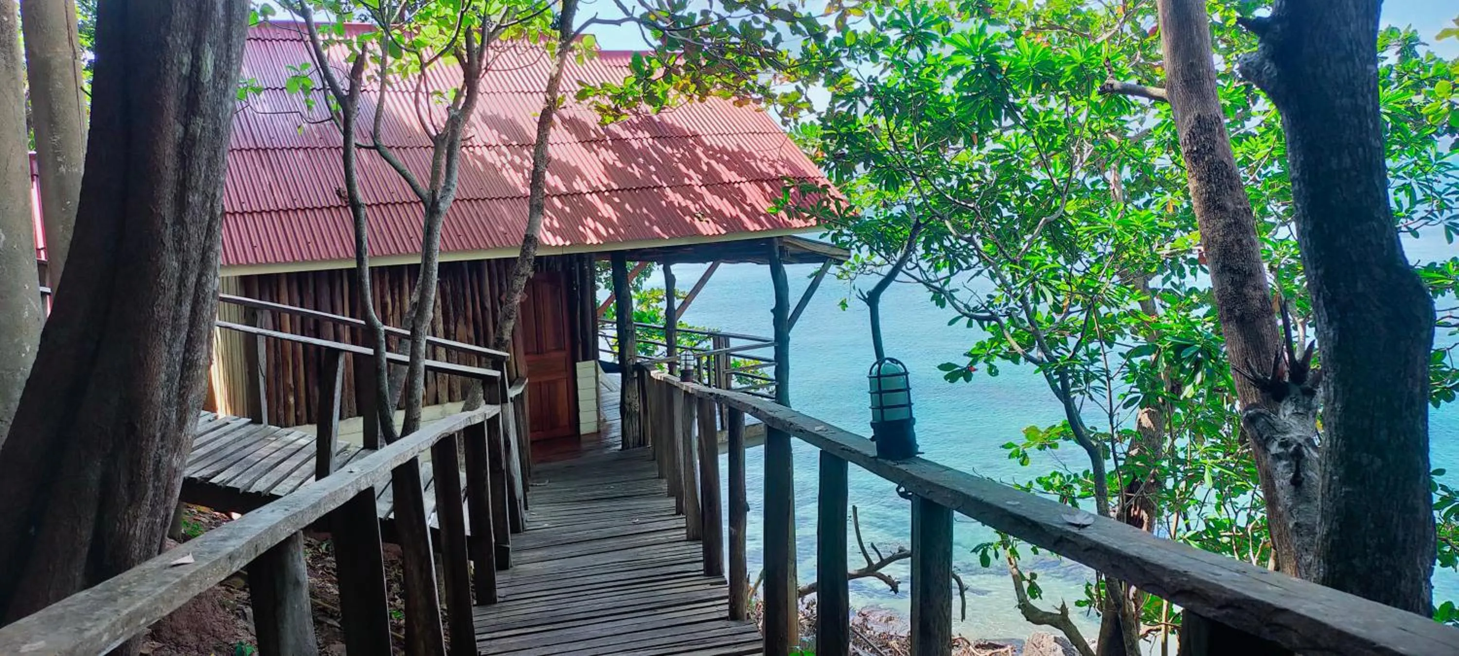 Jungle Hill Beach Bungalow