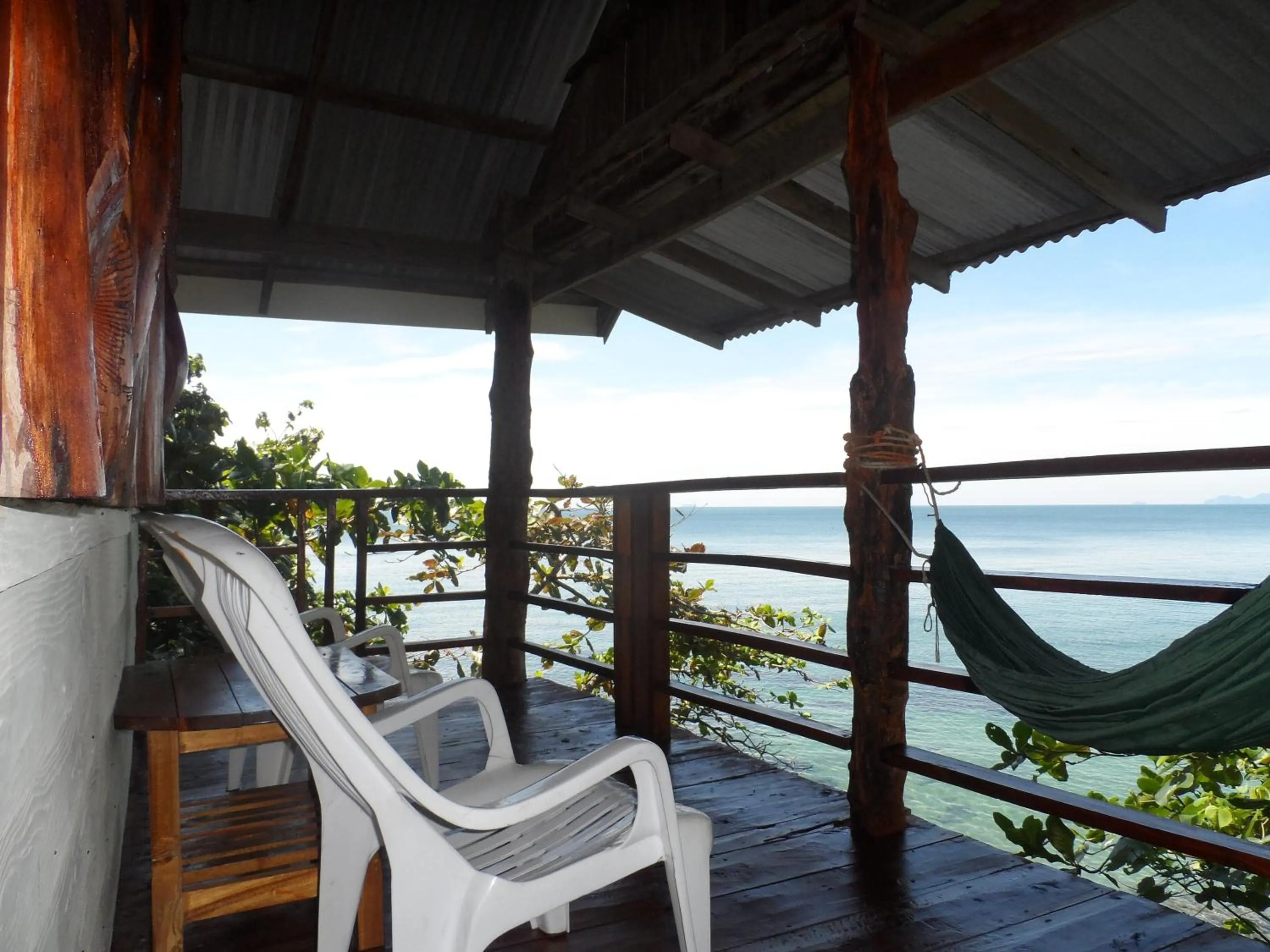 Balcony/Terrace in Jungle Hill Beach Bungalow