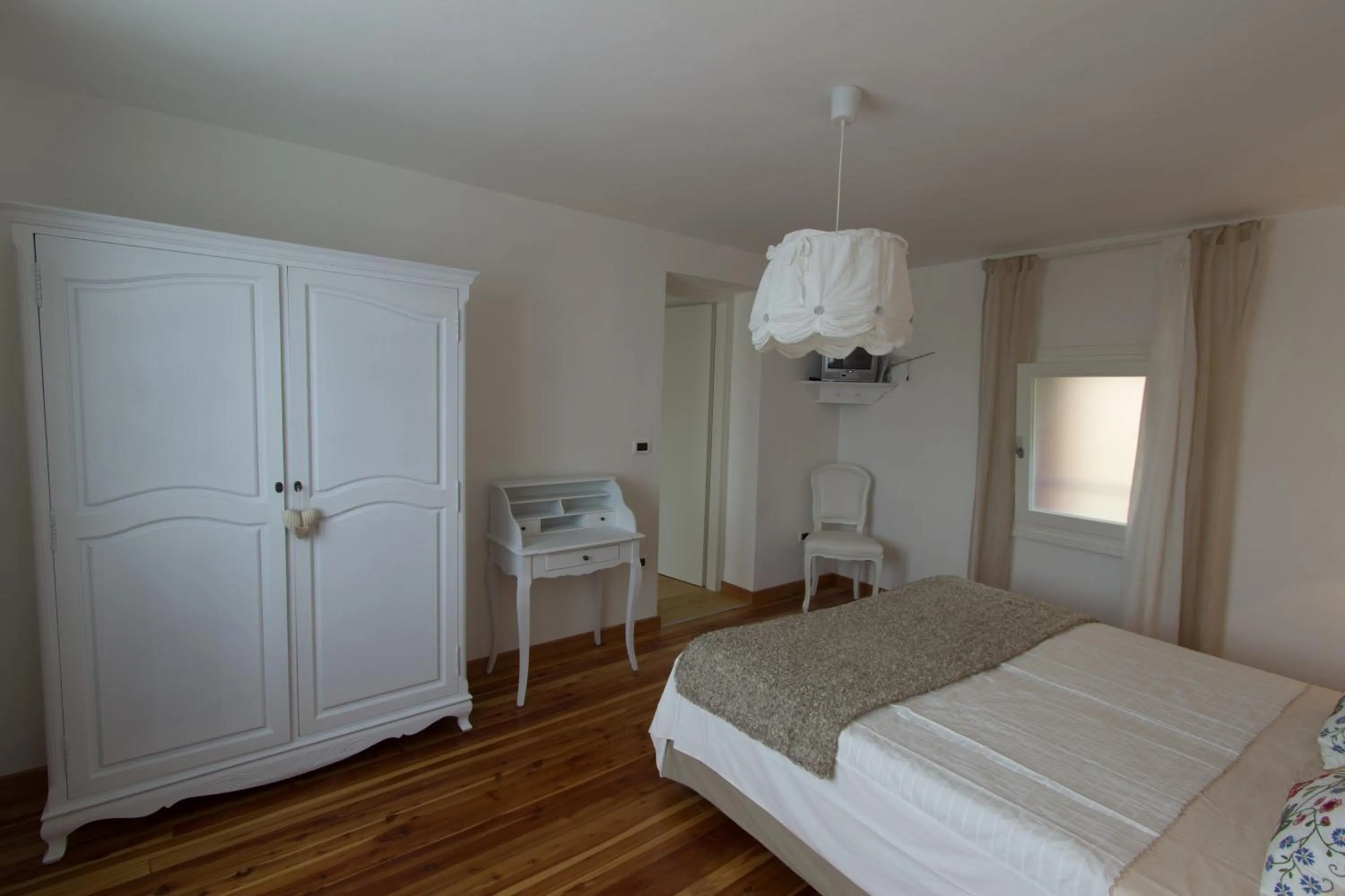 Seating area in B&B Marina