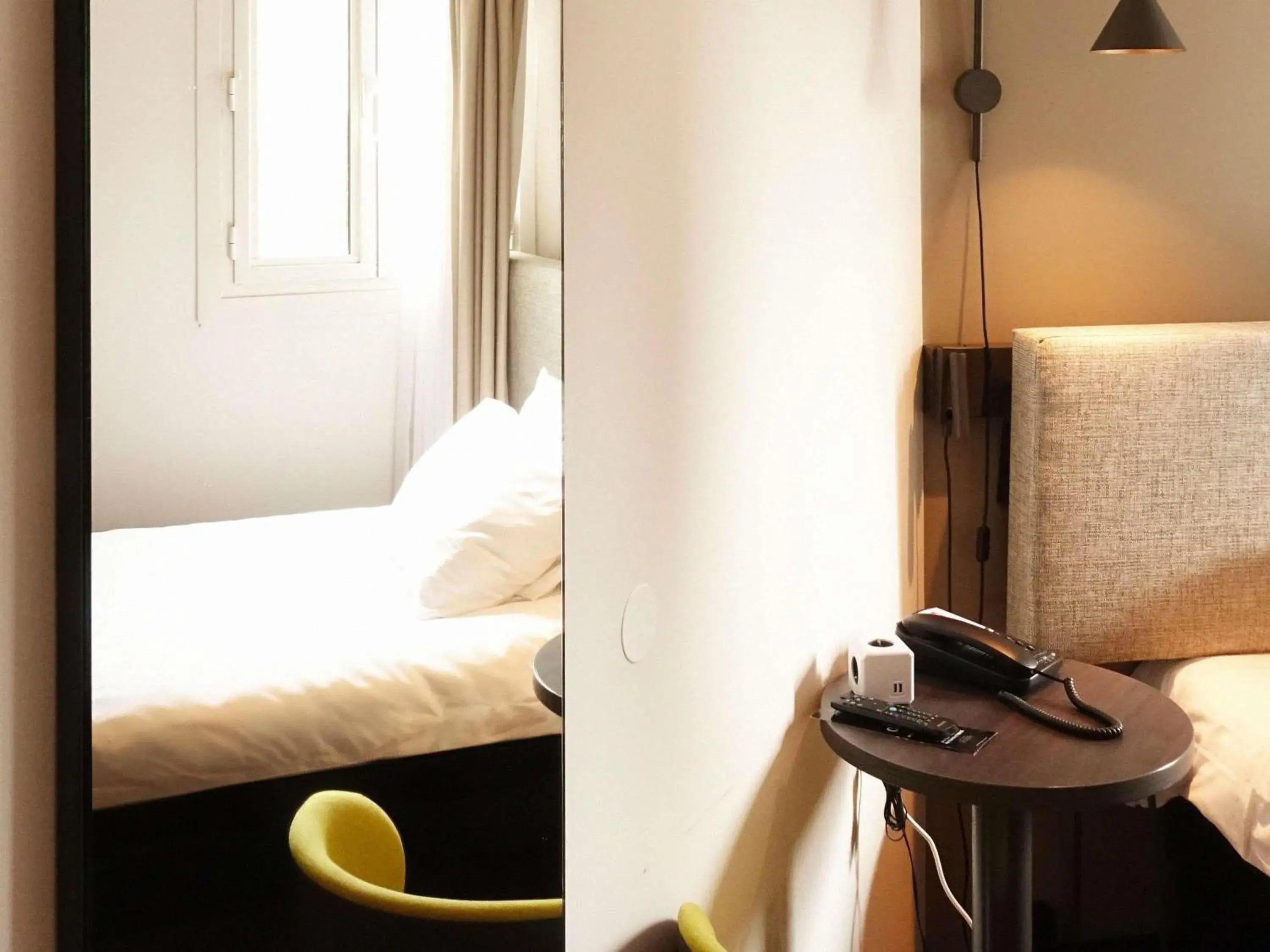 Bedroom, Bed in ibis Lille Centre Grand Place Bedroom, Bed in ibis Lille Centre Grand Place