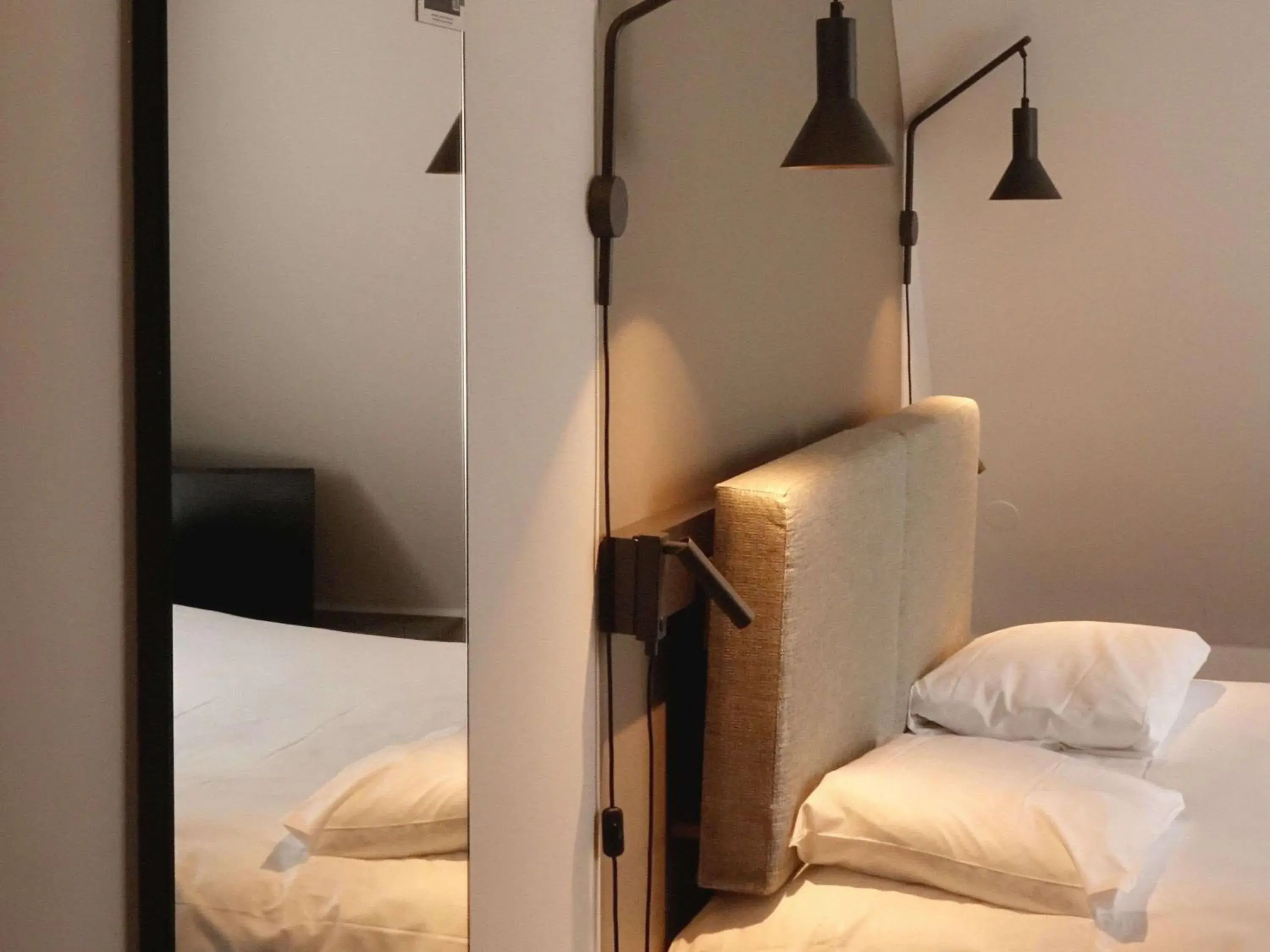 Bedroom, Bed in ibis Lille Centre Grand Place Bedroom, Bed in ibis Lille Centre Grand Place