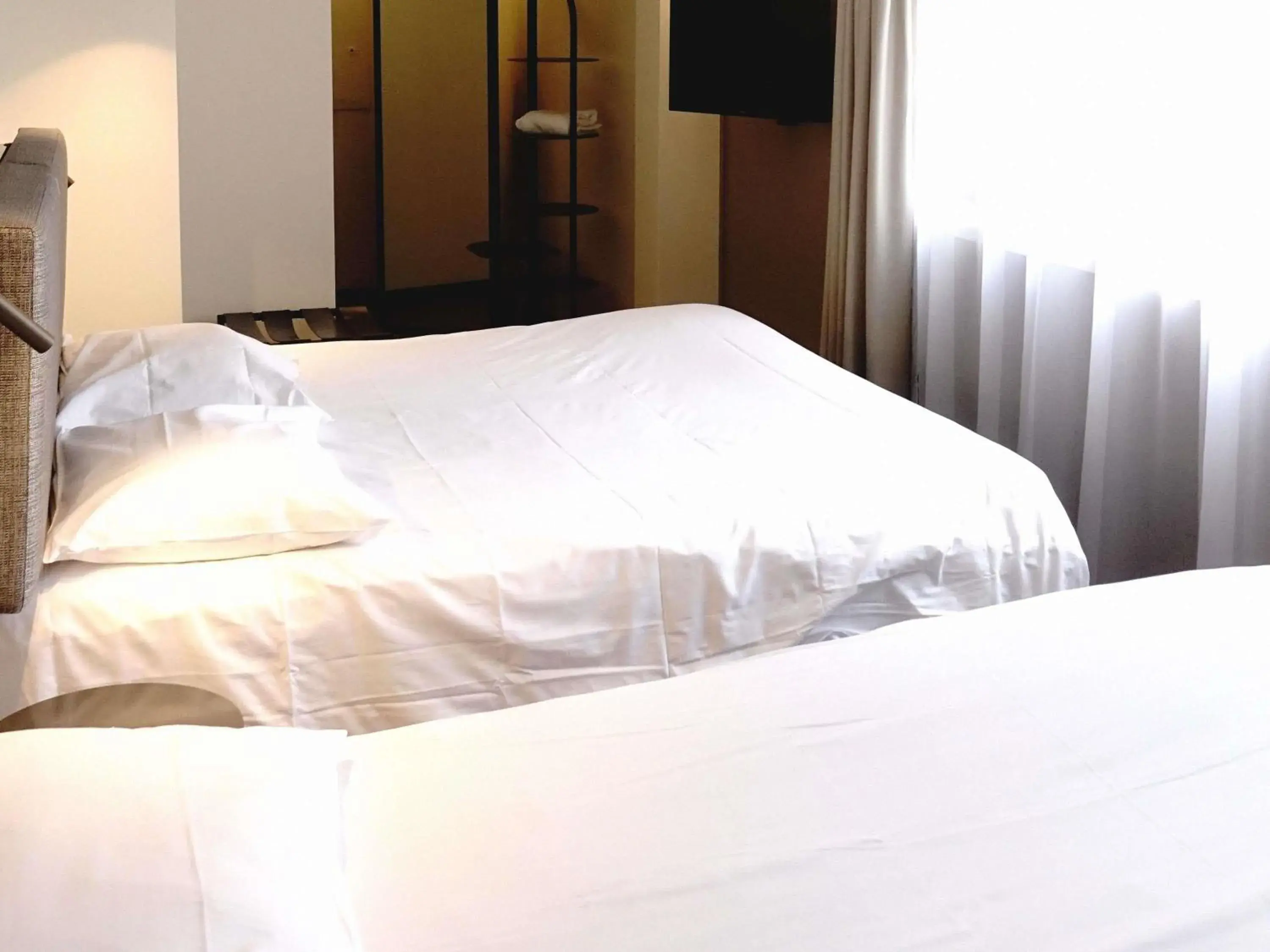 Bedroom, Bed in ibis Lille Centre Grand Place Bedroom, Bed in ibis Lille Centre Grand Place