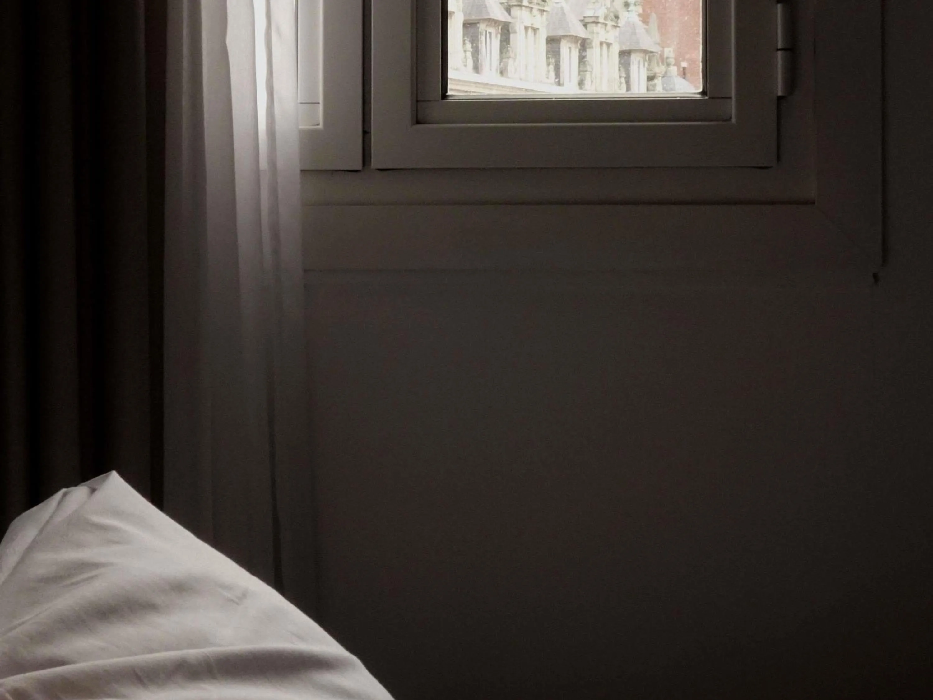 Bedroom, Bed in ibis Lille Centre Grand Place