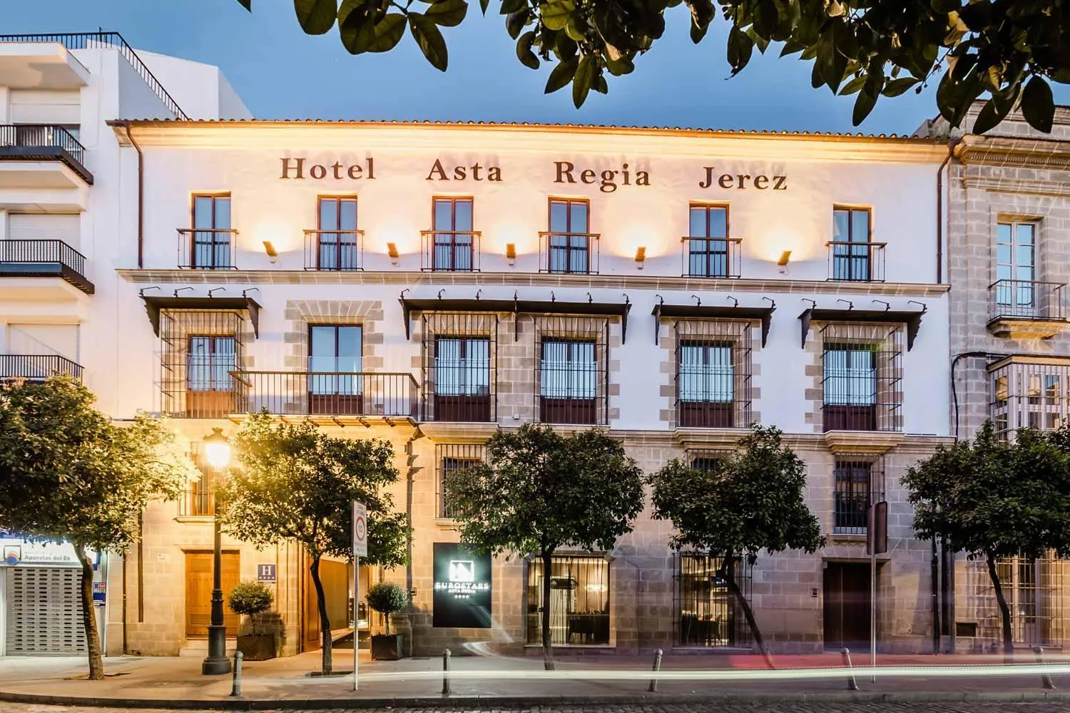 Facade/entrance in Eurostars Asta Regia Jerez