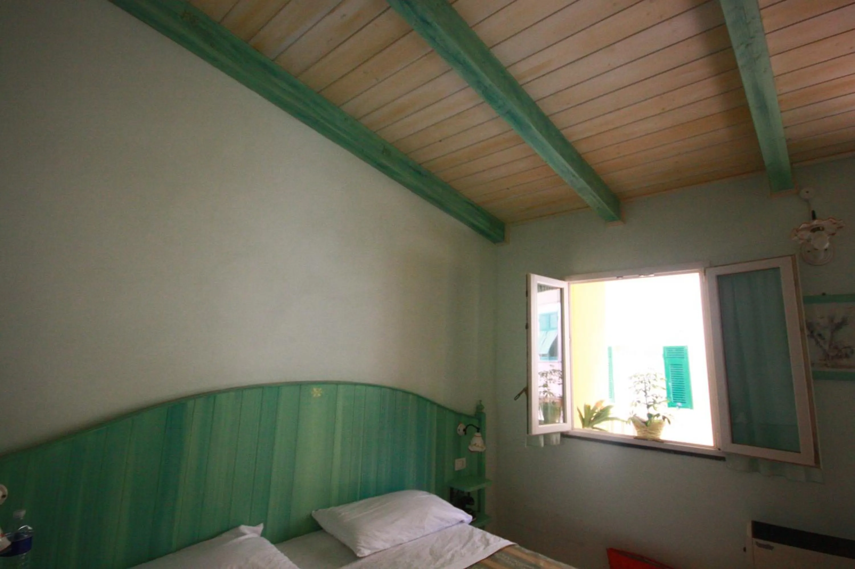 Decorative detail, Bed in Albergo Belvedere