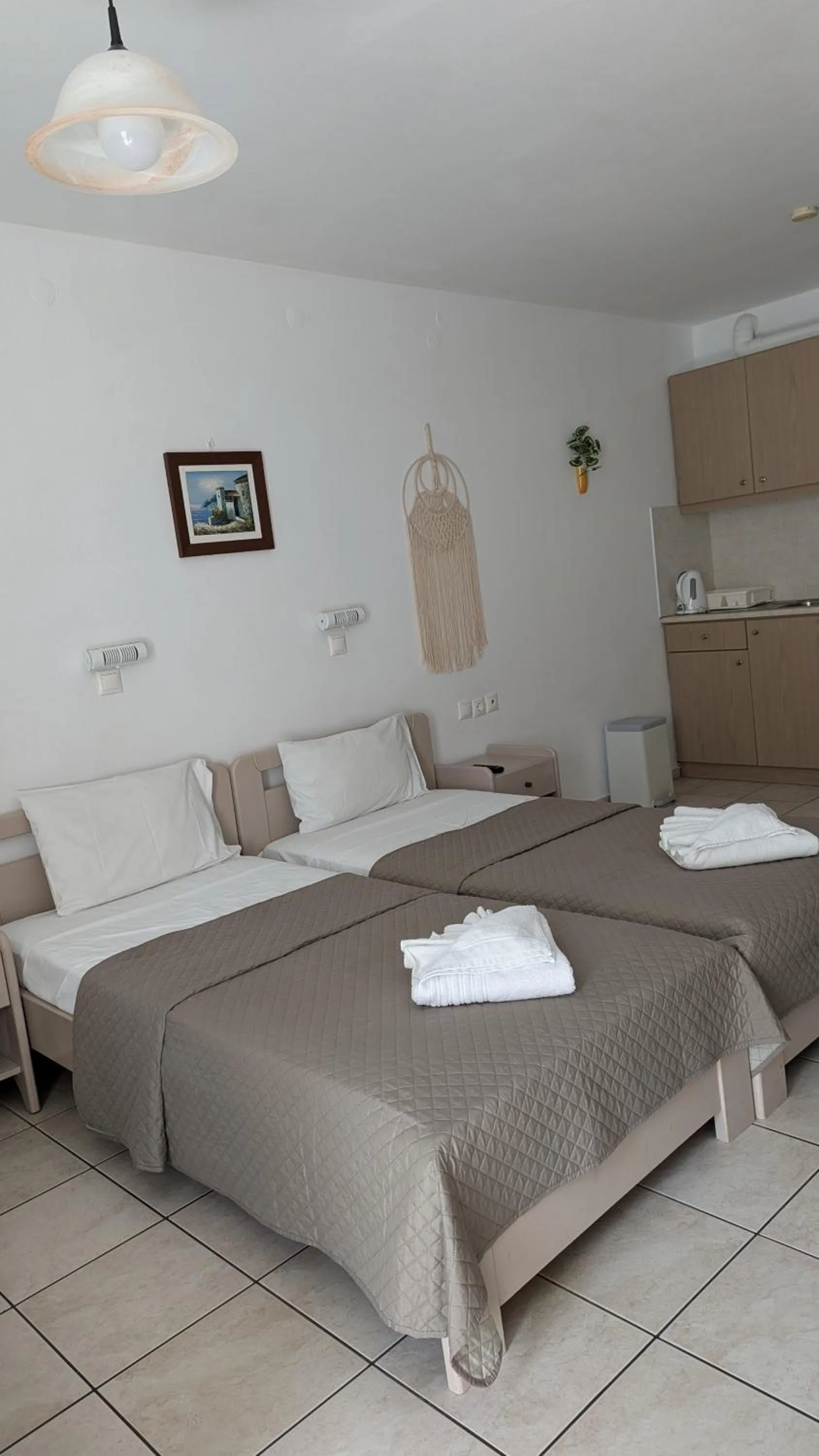 Photo of the whole room, Bed in Galini Apartments