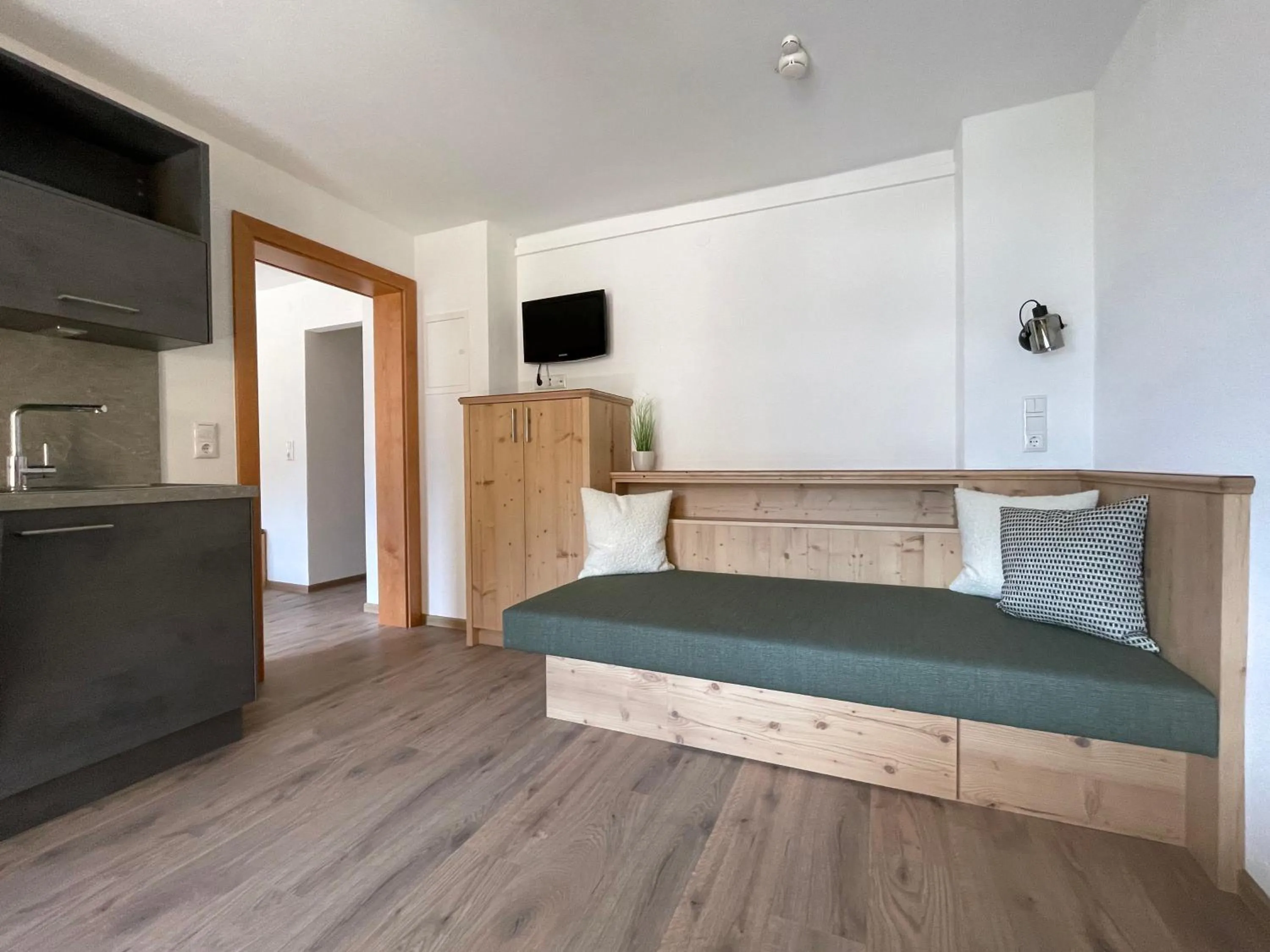 kitchen, Bed in Hotel & Suites Glück Auf