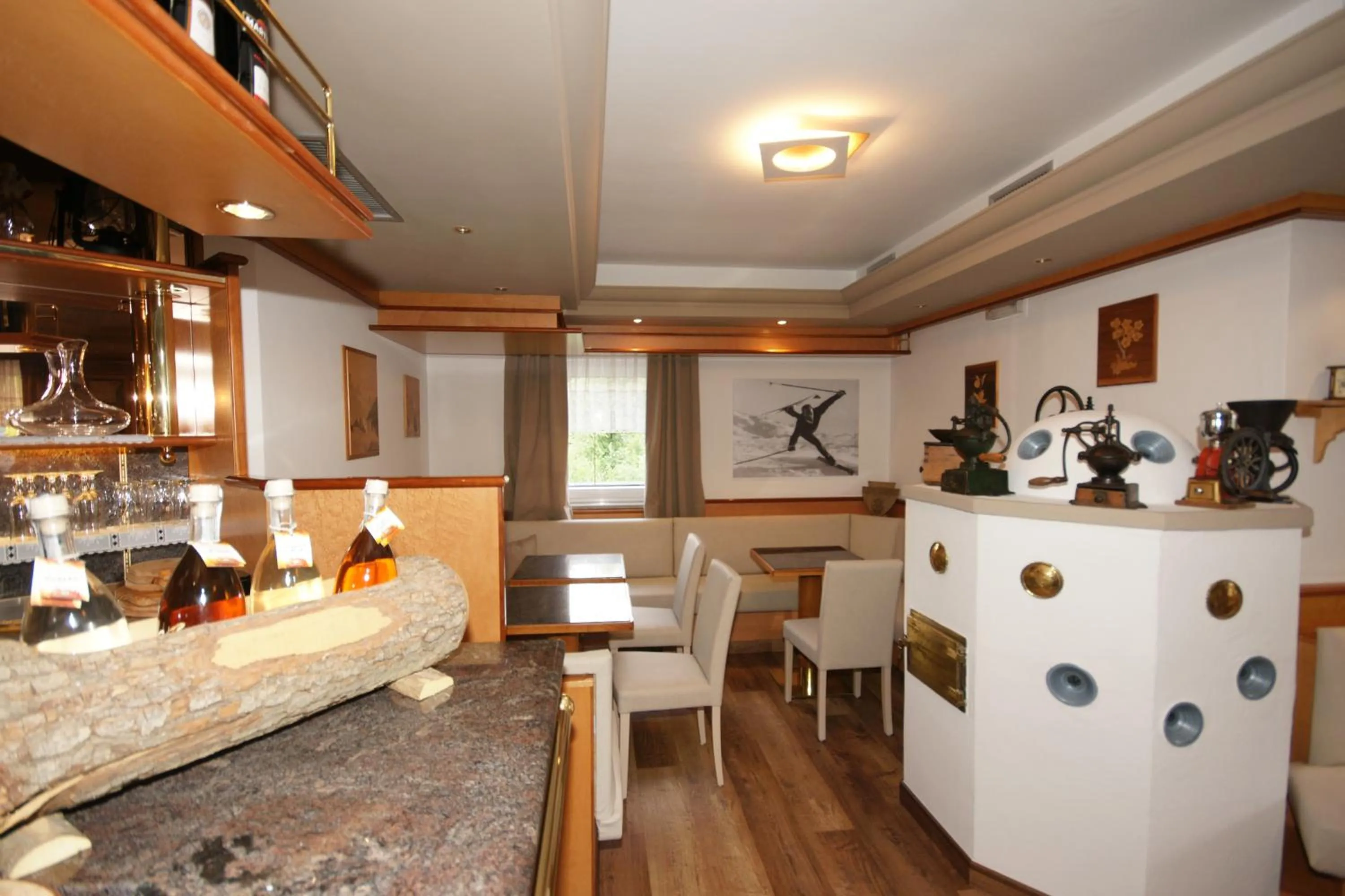 Lounge or bar in Hotel Vallechiara