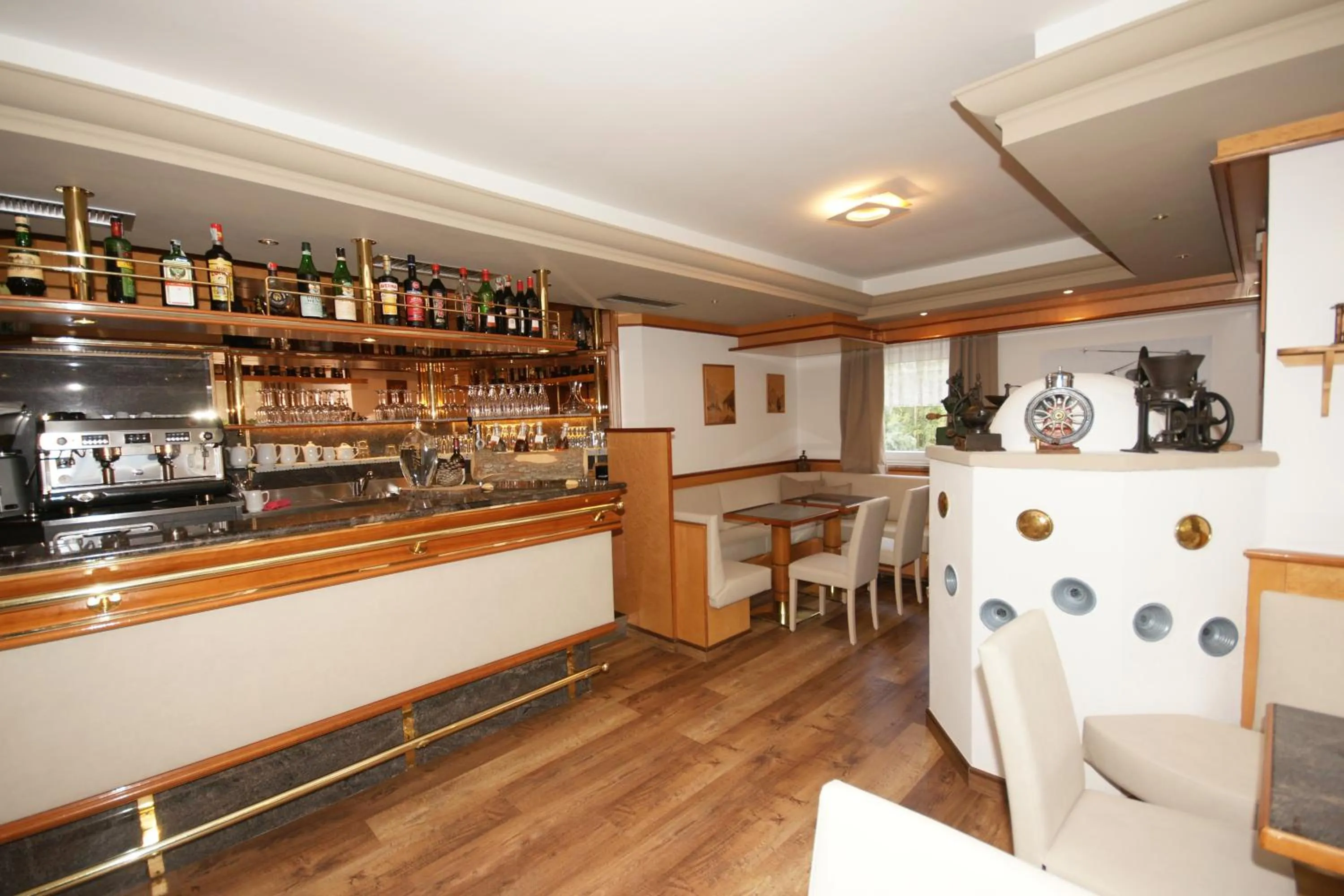 Lounge or bar in Hotel Vallechiara