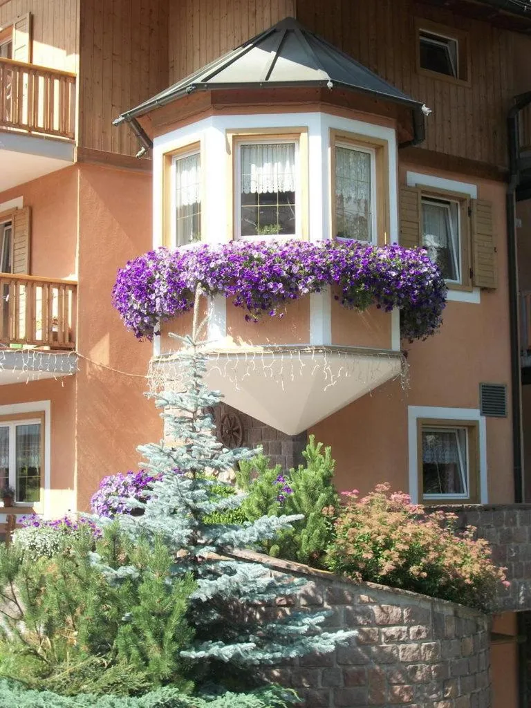 Facade/entrance in Hotel Vallechiara