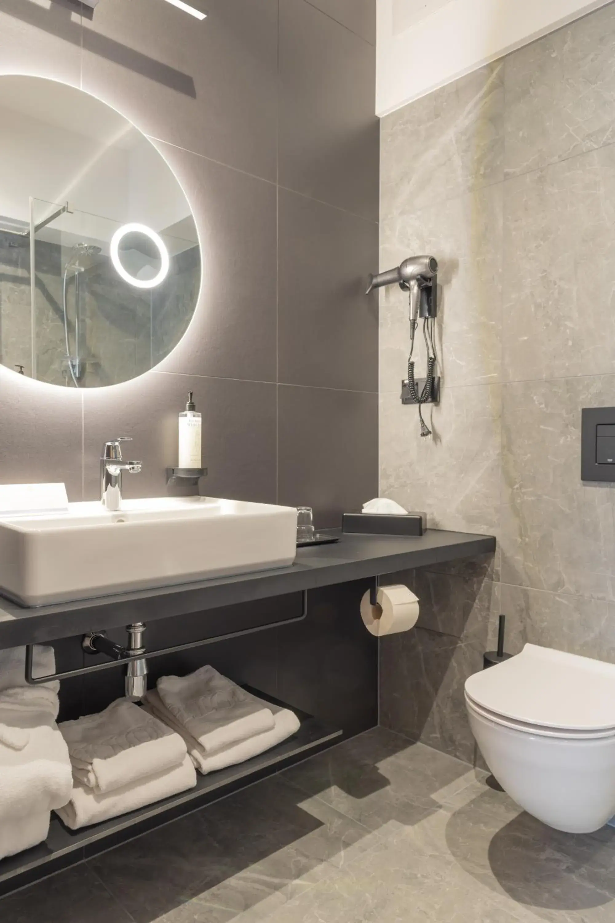 Studio with Balcony - single occupancy in Hotel Krynica Conference & SPA Studio with Balcony - single occupancy in Hotel Krynica Conference & SPA