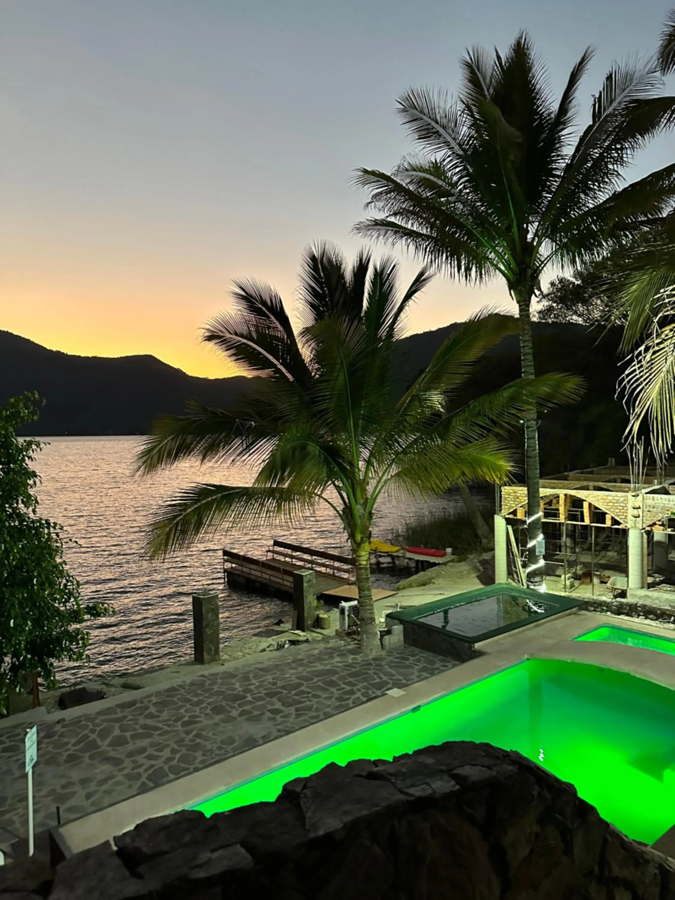 Swimming pool in Ranchito Camping