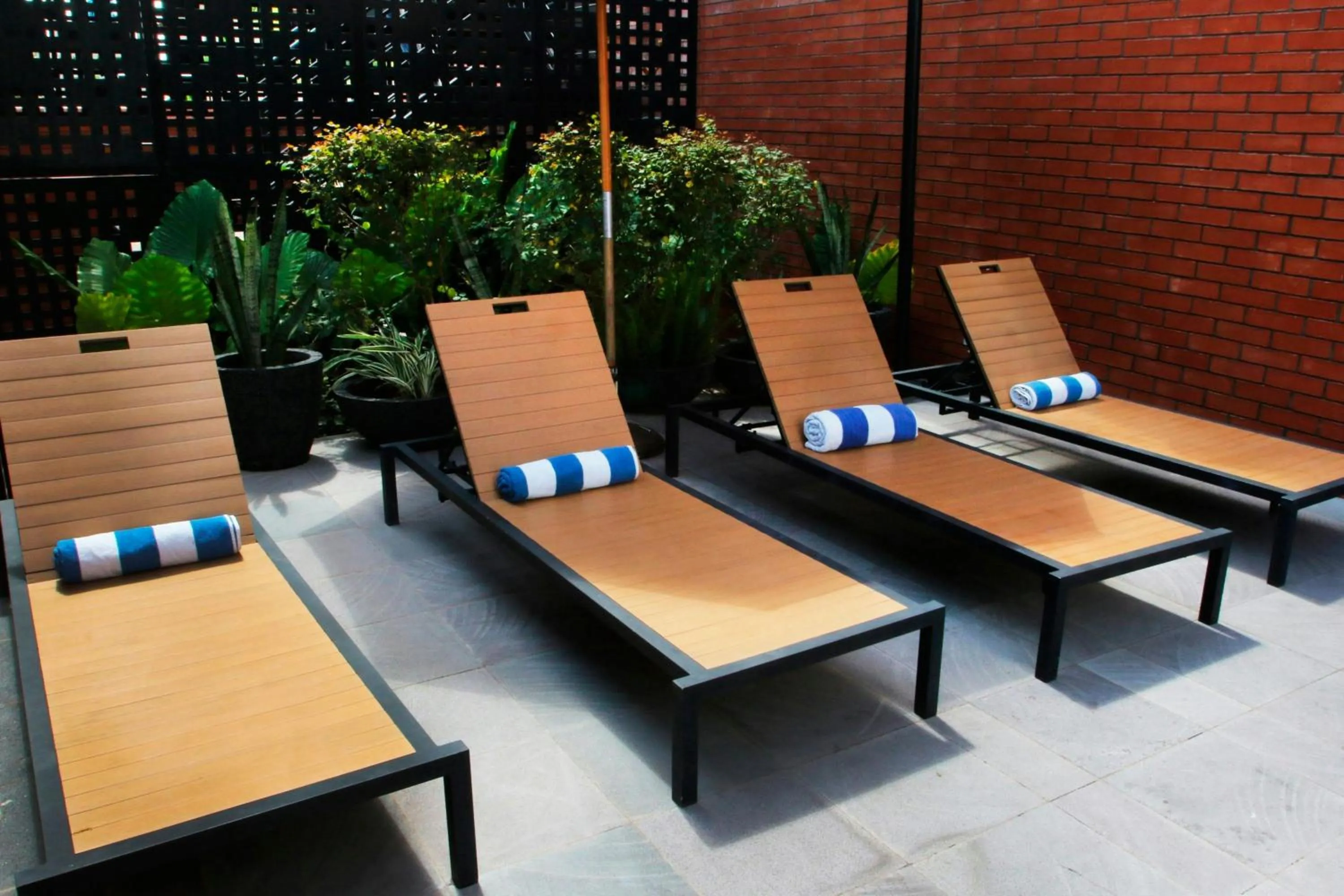 Swimming pool in City Express Plus by Marriott Tampico