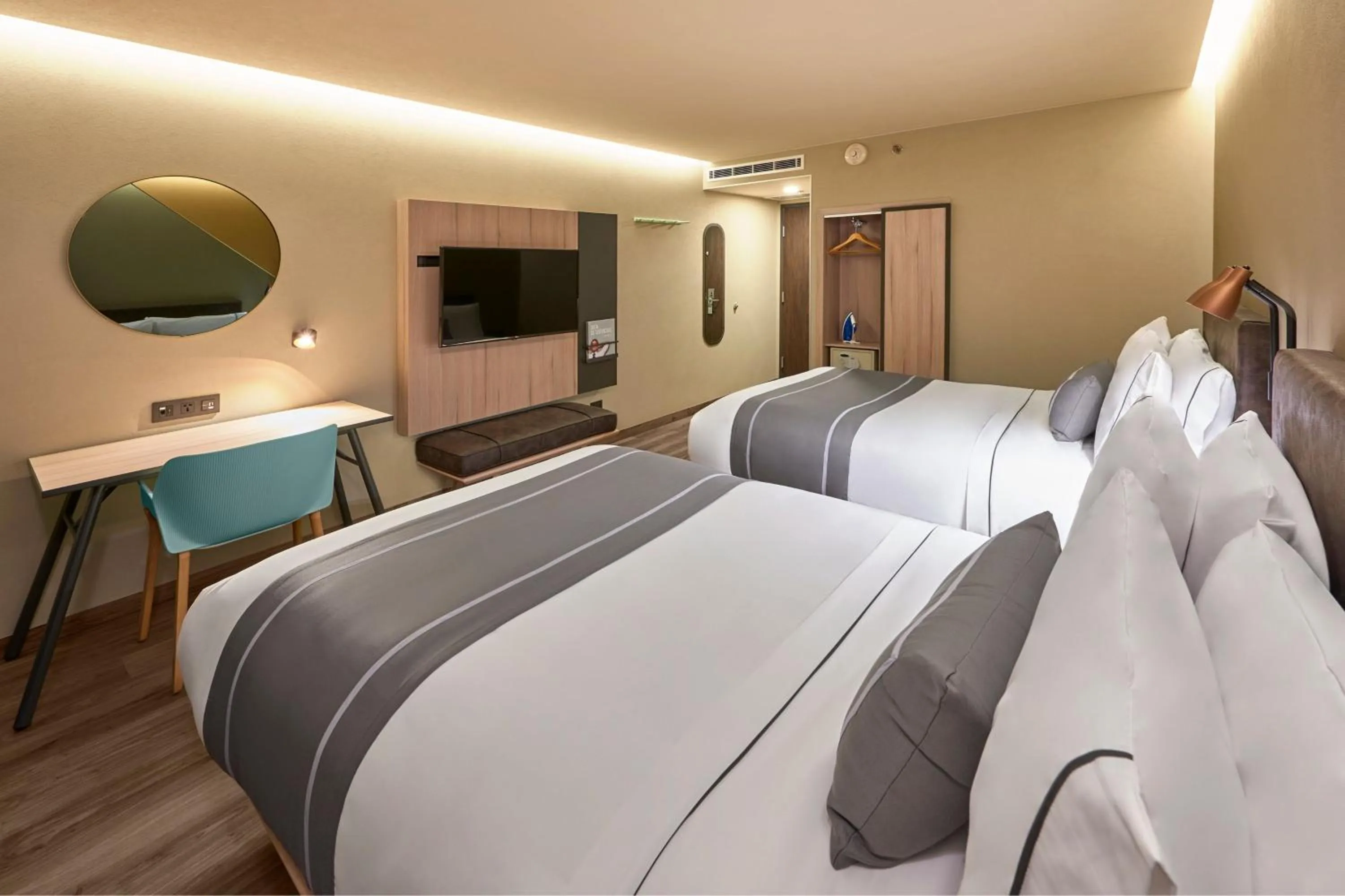 Bedroom, Bed in City Express Plus by Marriott Tampico